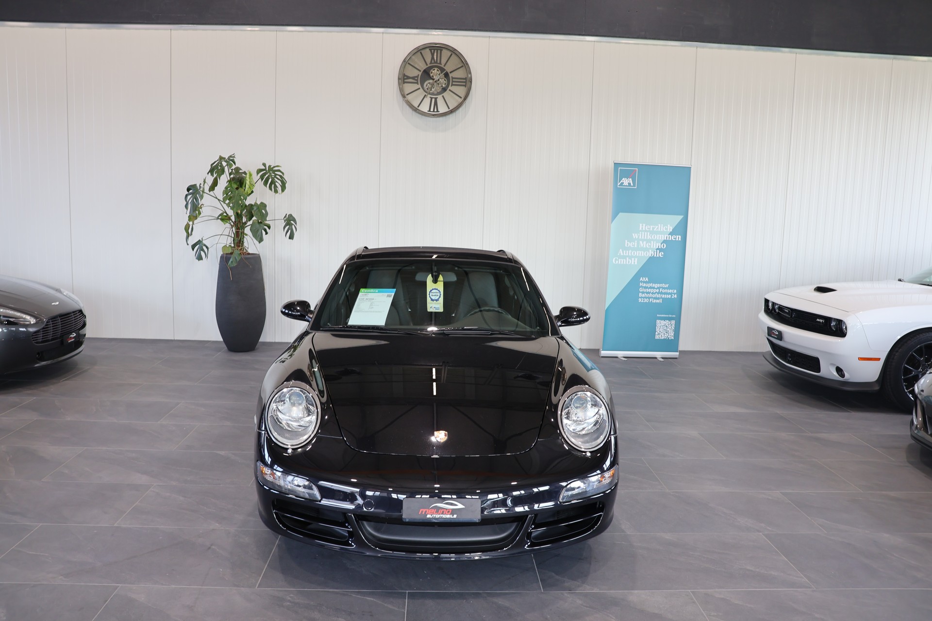 PORSCHE 911 Targa 4-image-2