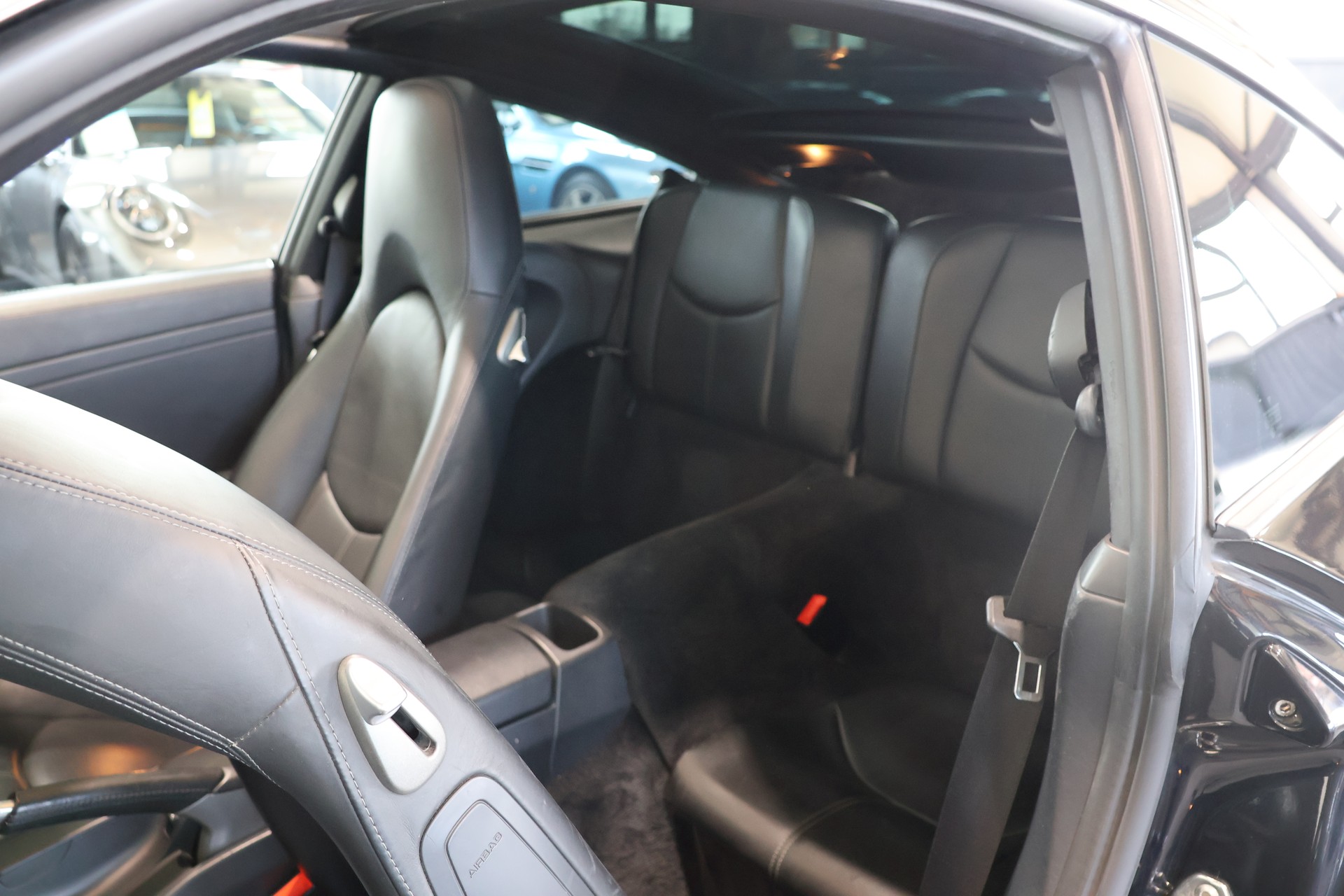 PORSCHE 911 Targa 4-image-14