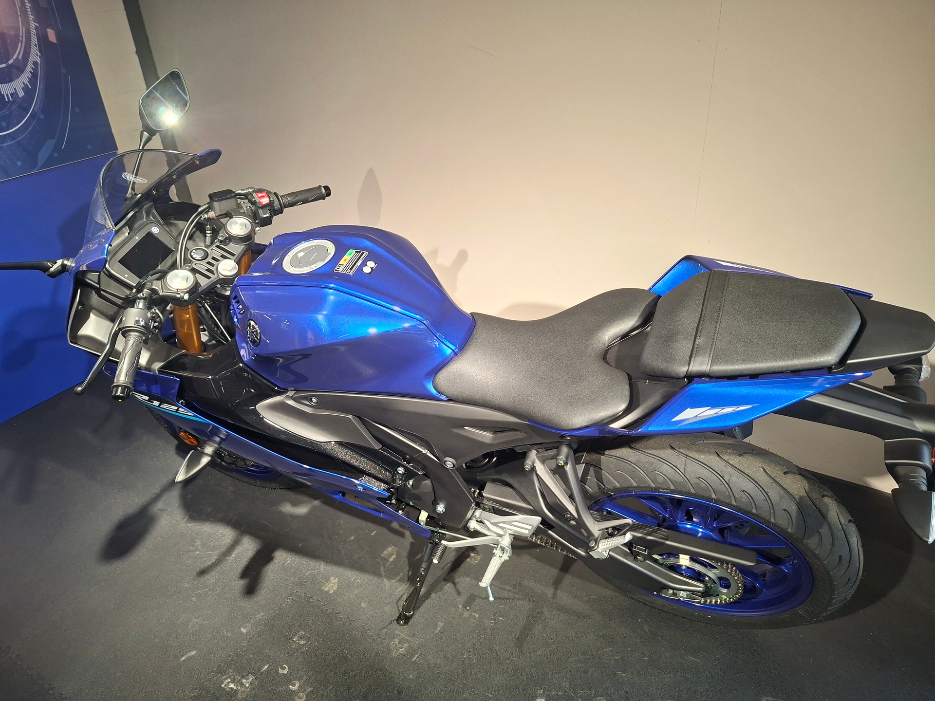 YAMAHA YZF-R 125 ABS-image-2