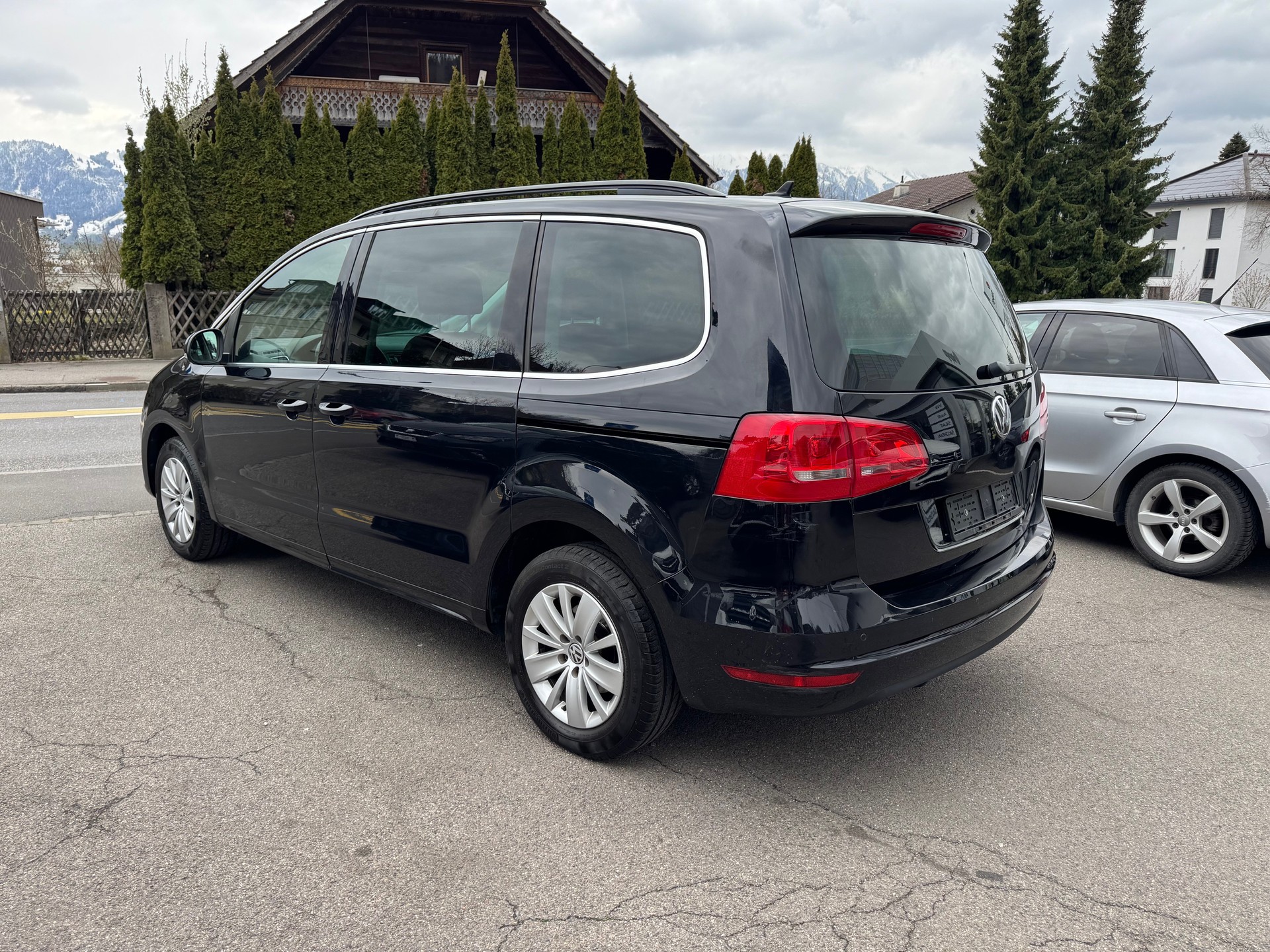 VW Sharan 2.0 TDI BMT Comfortline 7 Plätzer-image-6
