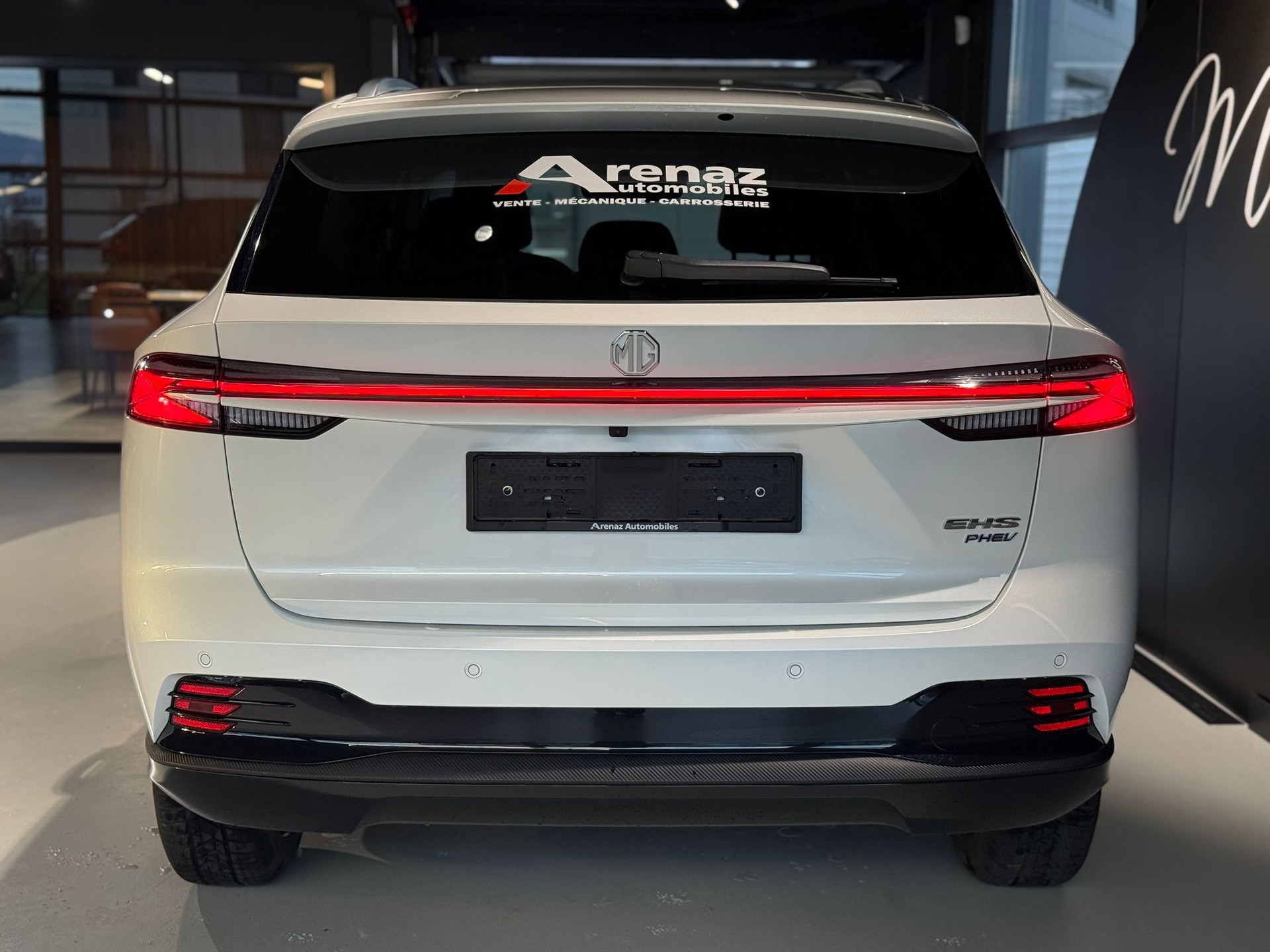 MG HS 1.5 T PHEV Luxury-image-19