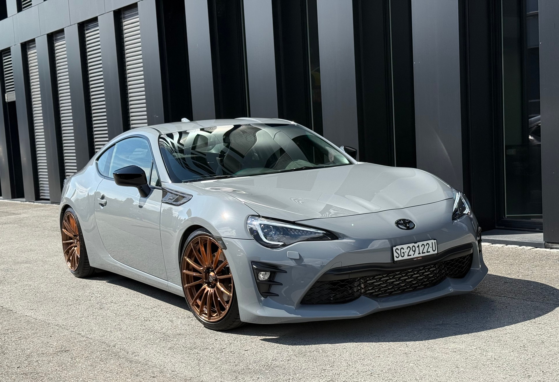 TOYOTA GT 86 2.0 D-4S Race♦️320 PS*Spezial Lackierung*Umbaukosten ca. CHF 60`000.-! ♦️-showroom-element-1