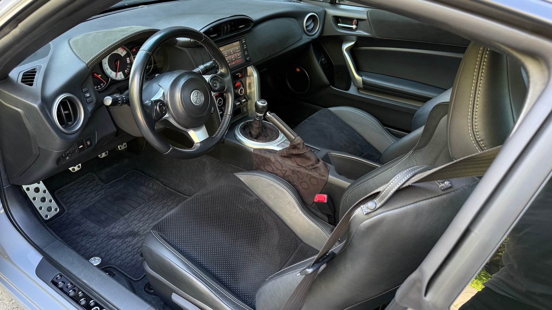 TOYOTA GT 86 2.0 D-4S Race♦️320 PS*Spezial Lackierung*Umbaukosten ca. CHF 60`000.-! ♦️-image-8