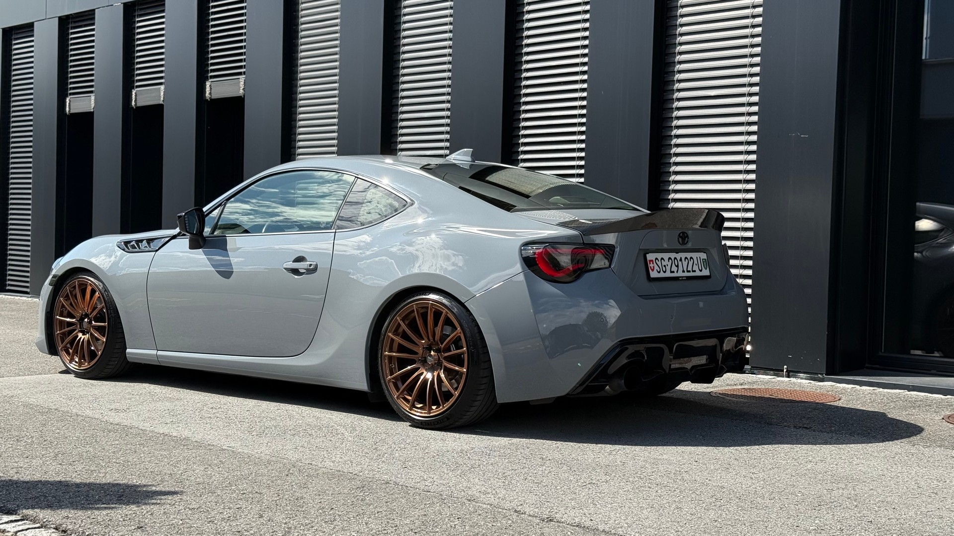 TOYOTA GT 86 2.0 D-4S Race♦️320 PS*Spezial Lackierung*Umbaukosten ca. CHF 60`000.-! ♦️-showroom-element-2