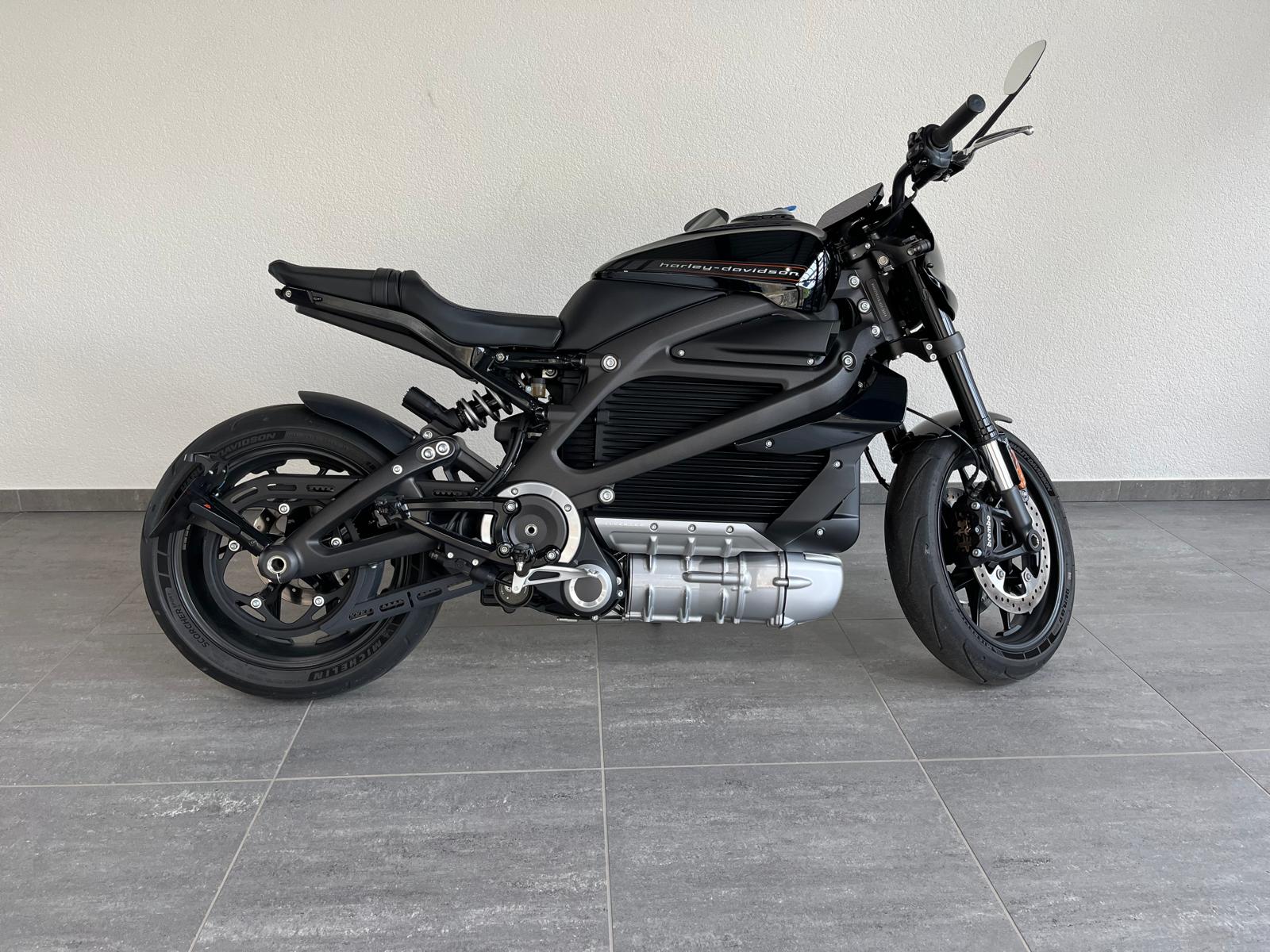 HARLEY-DAVIDSON Live Wire