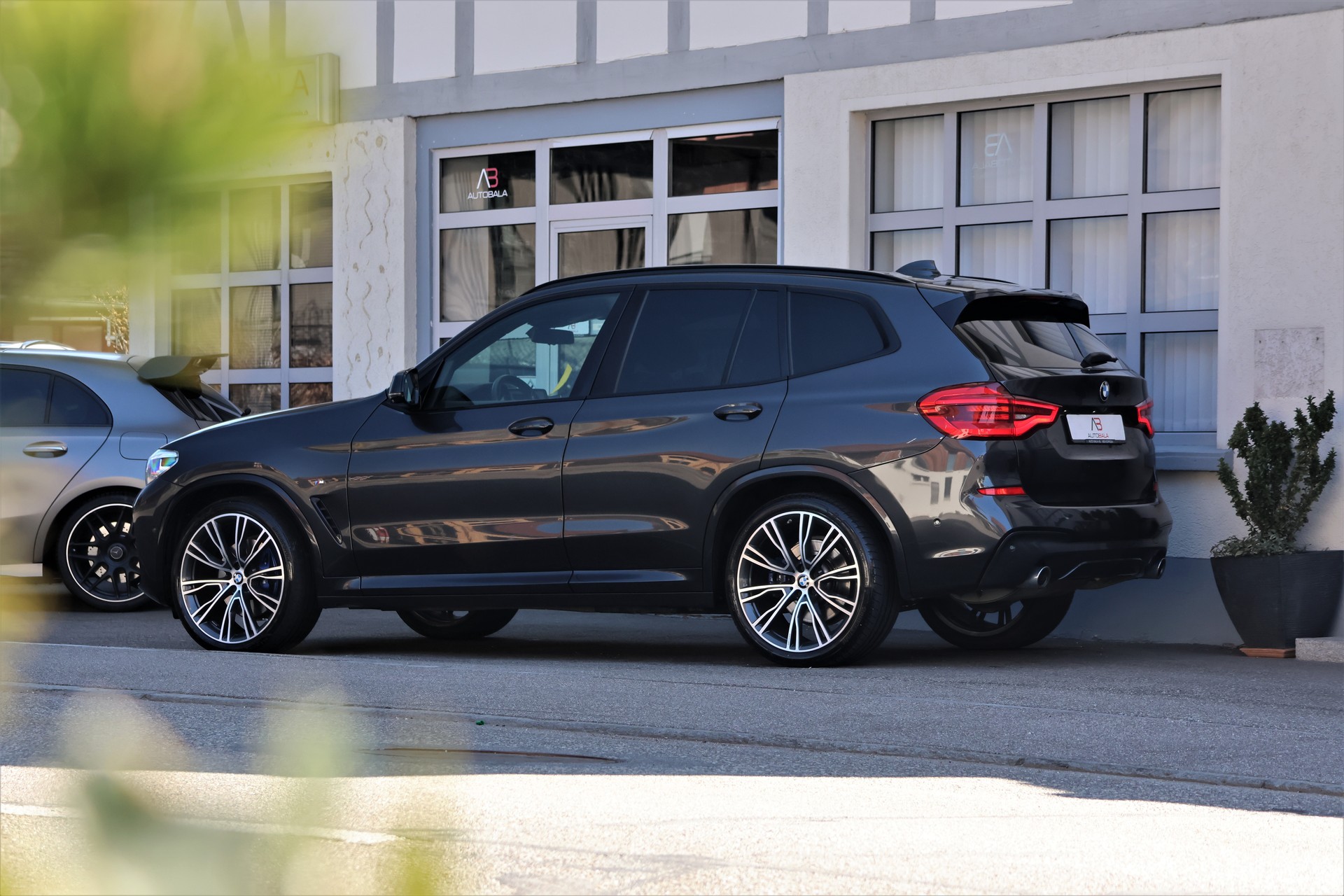 BMW X3 xDrive 30d M Sport Steptronic (CH)-showroom-element-3