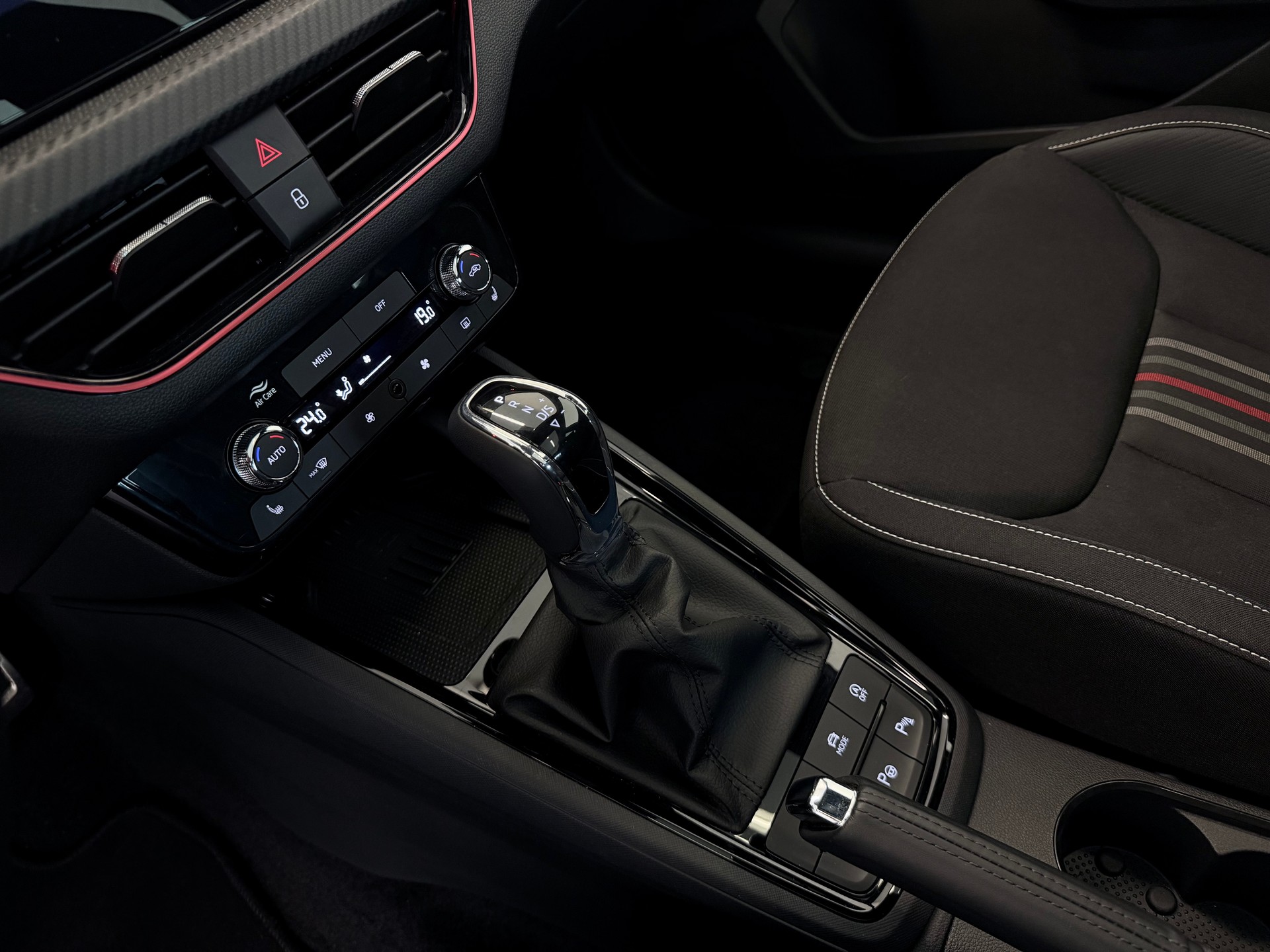 SKODA Scala 1.0 TSI Monte Carlo DSG-image-19