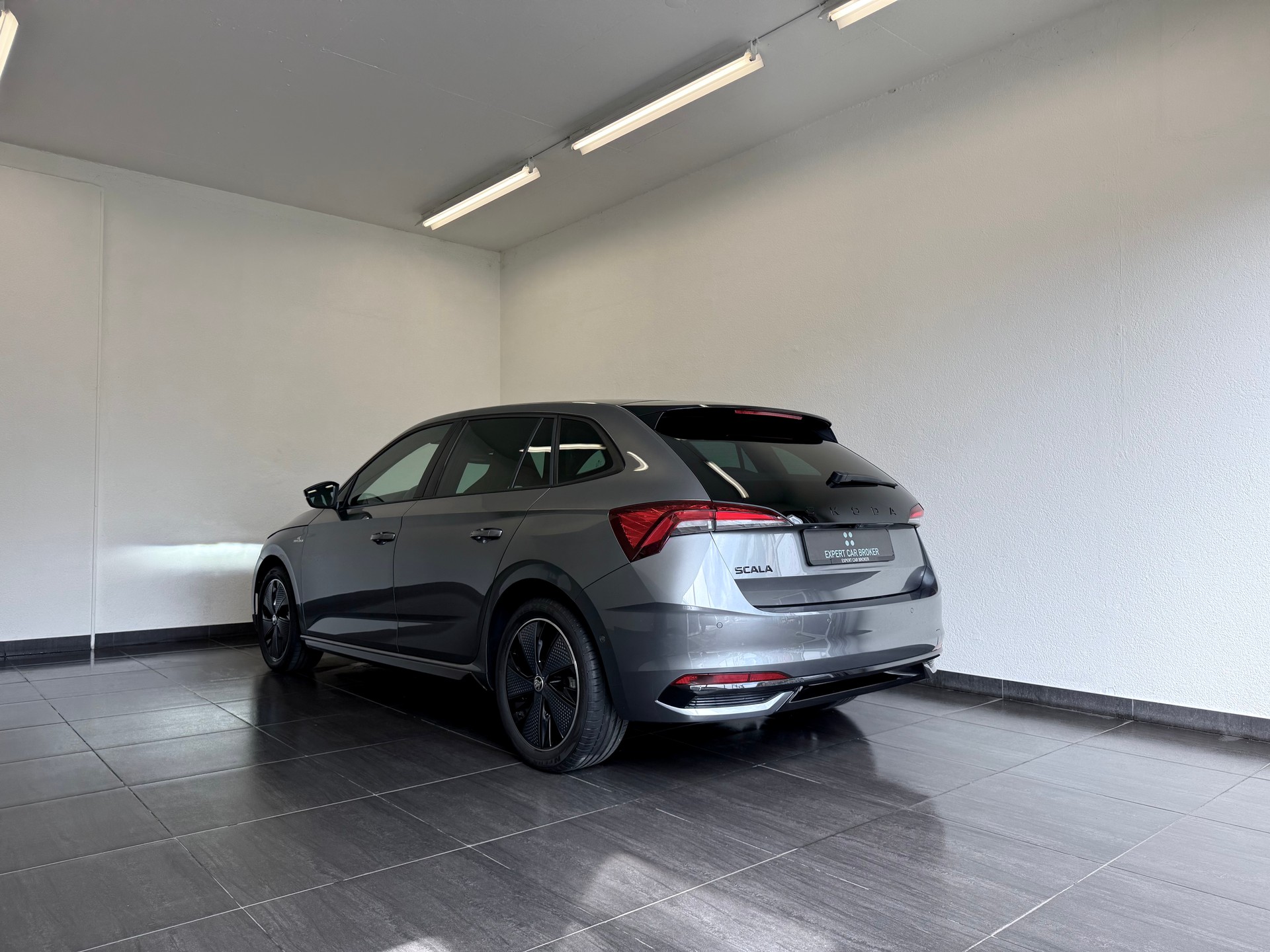 SKODA Scala 1.0 TSI Monte Carlo DSG-image-7