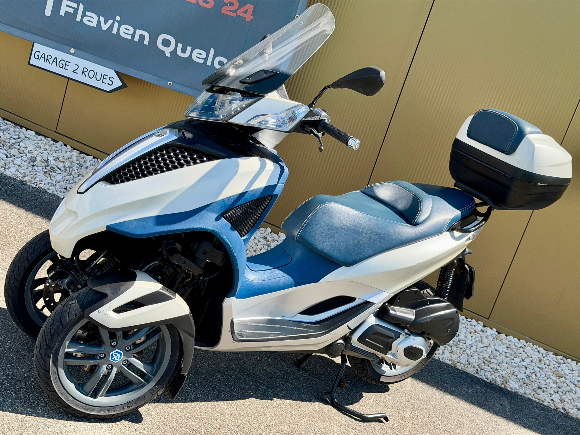 PIAGGIO MP3 Yourban 300 i.e.-image-9