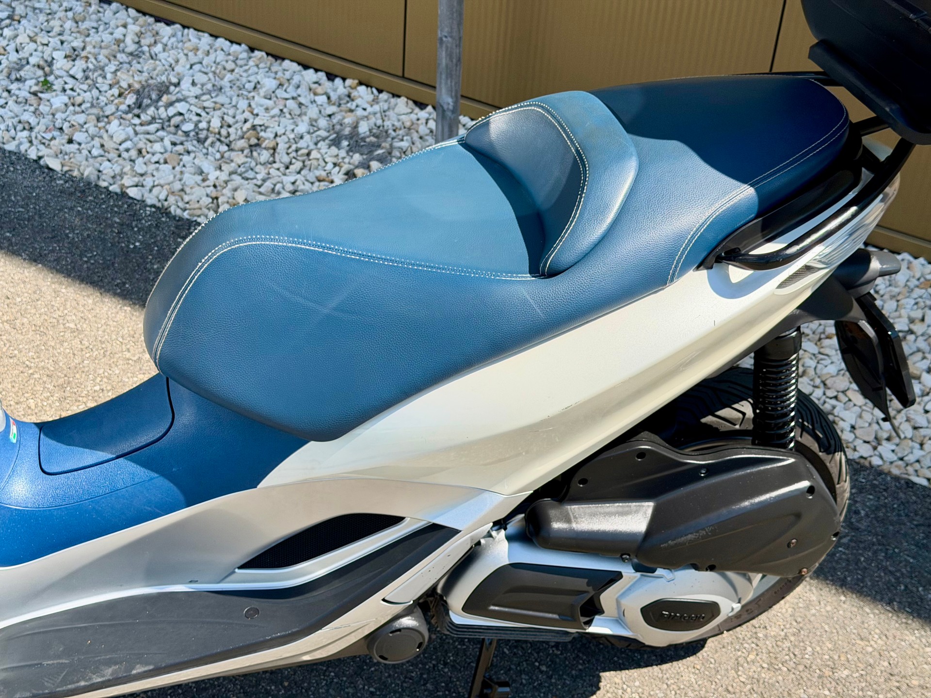PIAGGIO MP3 Yourban 300 i.e.-image-14