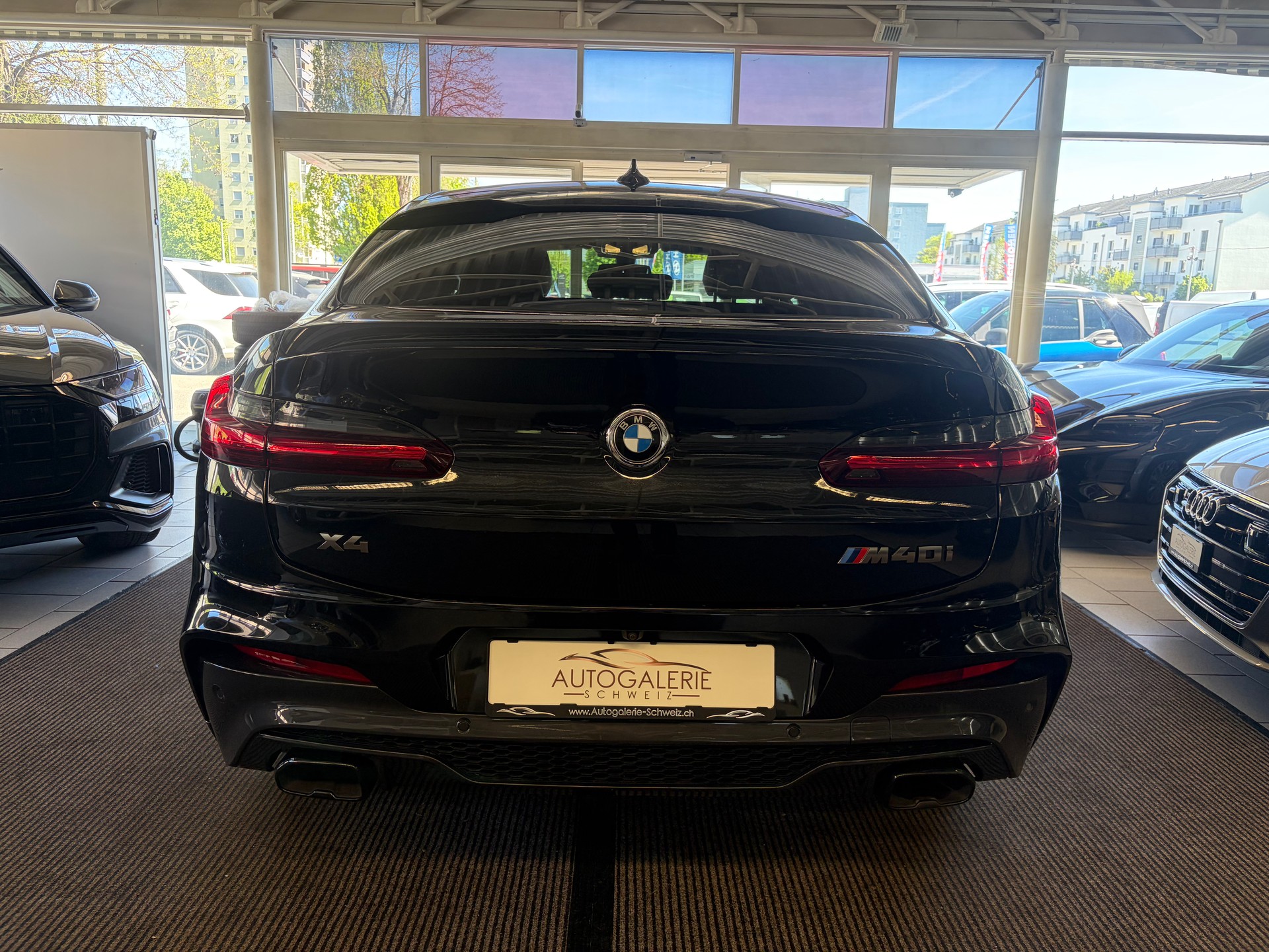 BMW X4 M40i Steptronic | CH Swiss | Individual Leder Fiona Rot-Schwarz | LED | Memory | DRIVING ASSISTANT |-image-23
