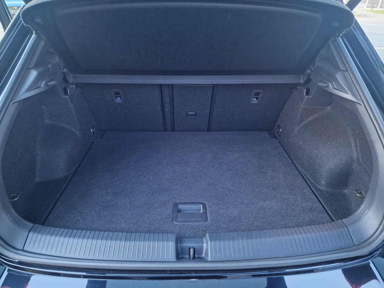 VW T-Roc 2.0 TSI R DSG 4Motion-image-29