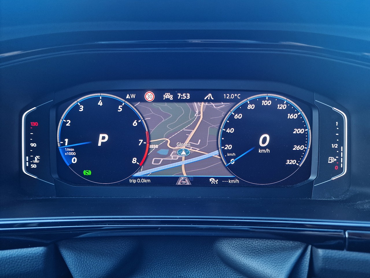 VW T-Roc 2.0 TSI R DSG 4Motion-image-16