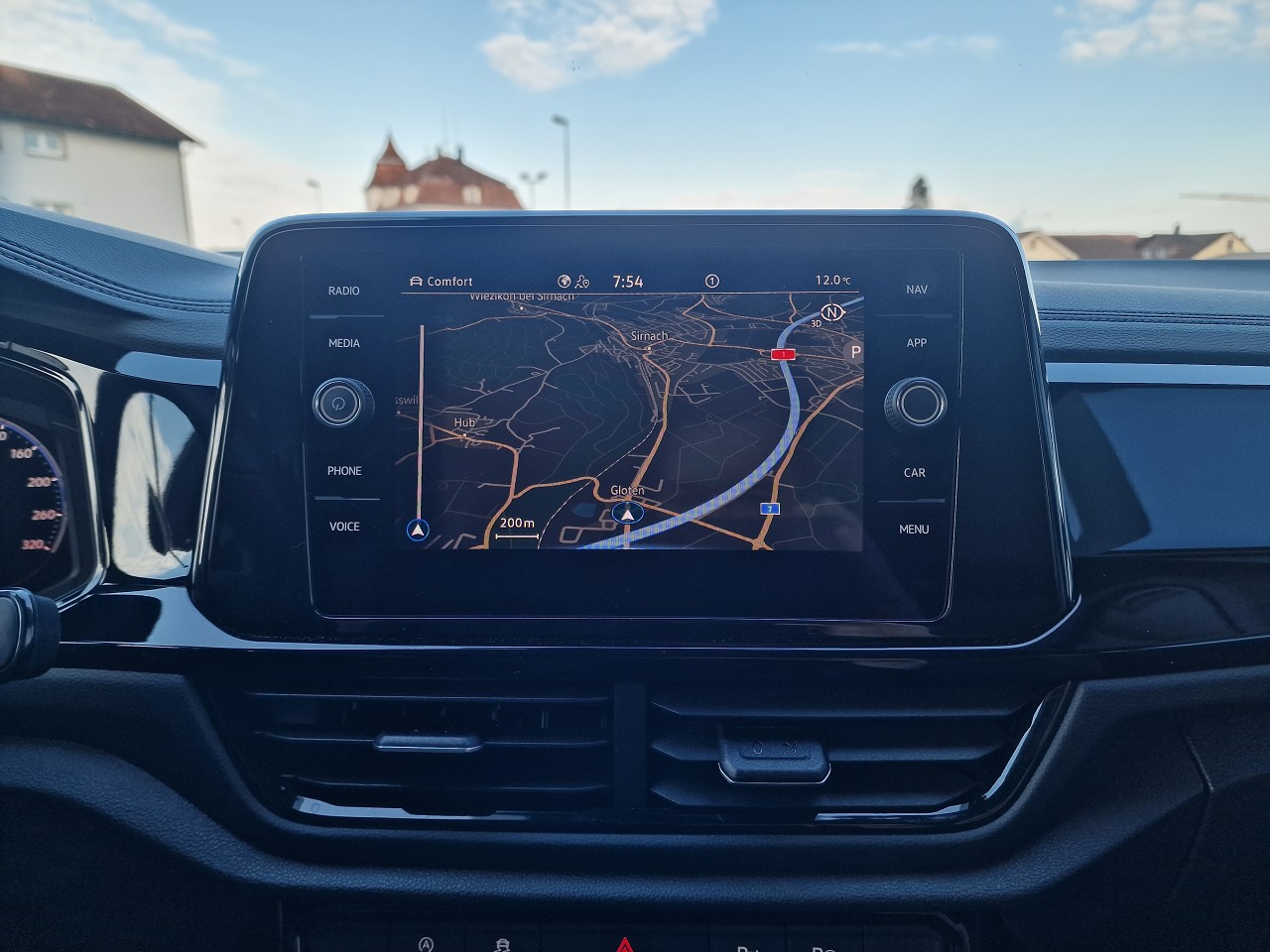 VW T-Roc 2.0 TSI R DSG 4Motion-image-20