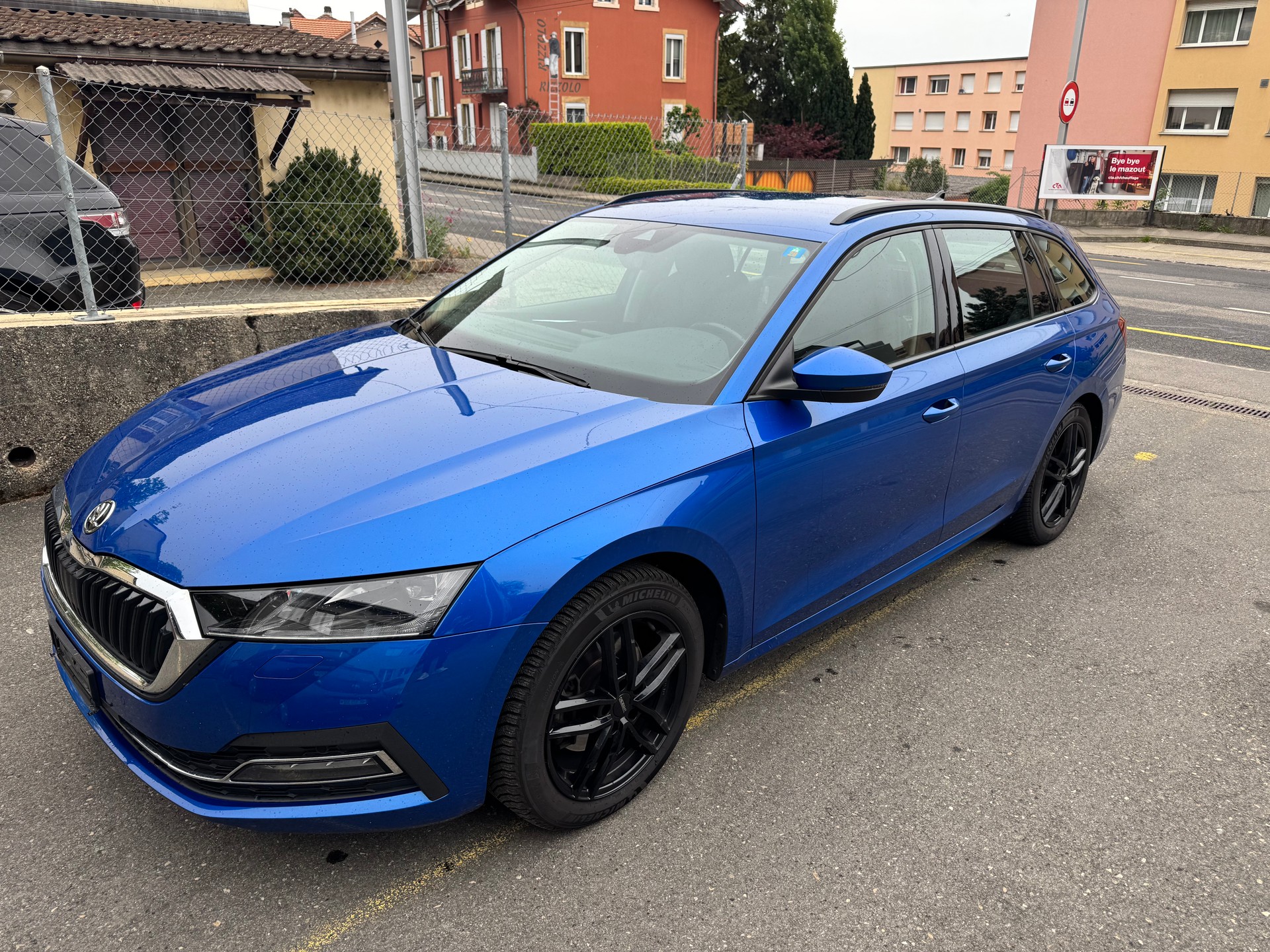 SKODA Octavia Combi 2.0 TSI Ambition DSG 4x4-image-3