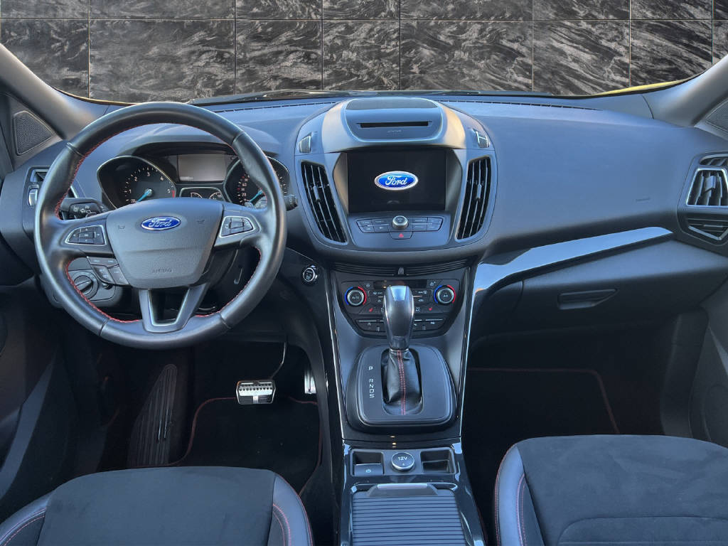 FORD Kuga 2.0 TDCi 150 ST-Line-image-7