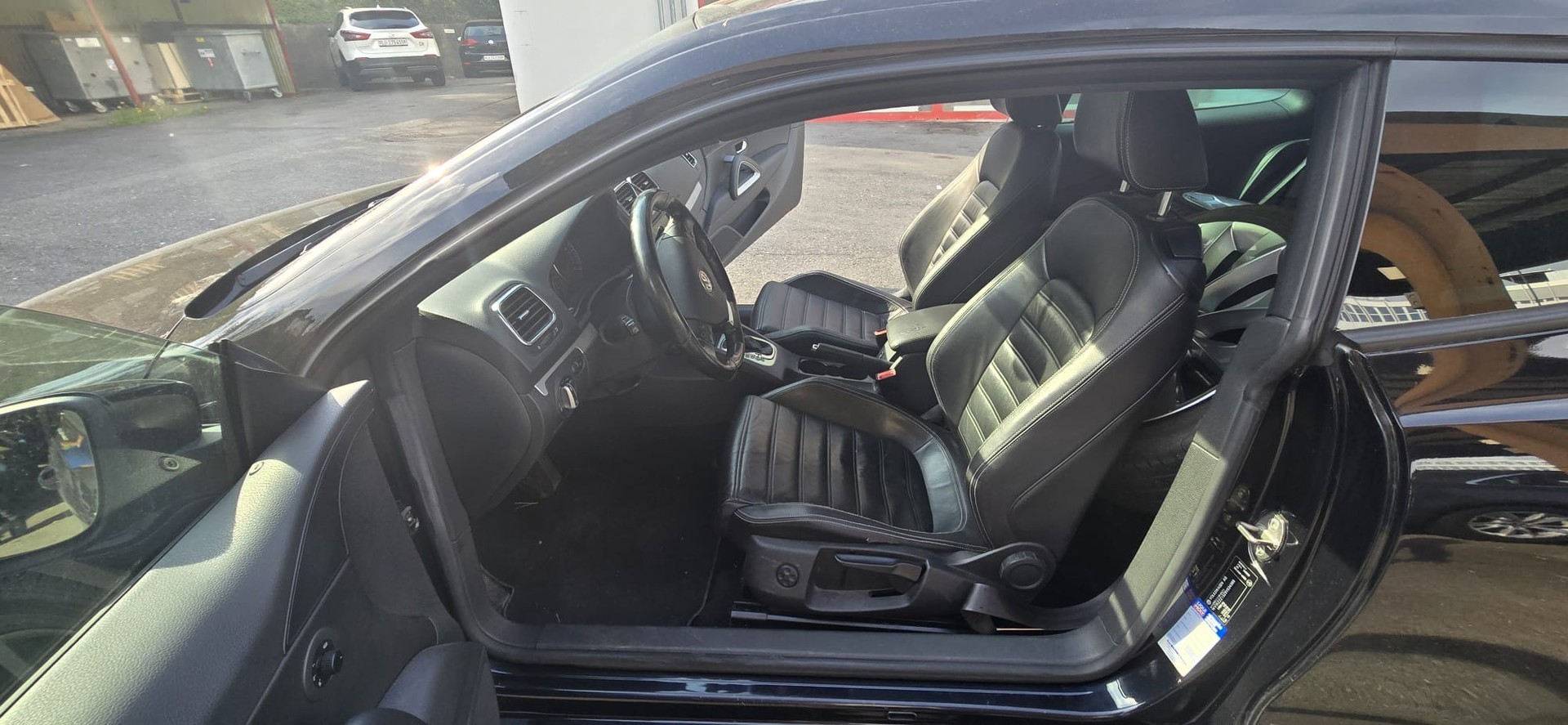 VW Scirocco 2.0 TSI DSG-image-8