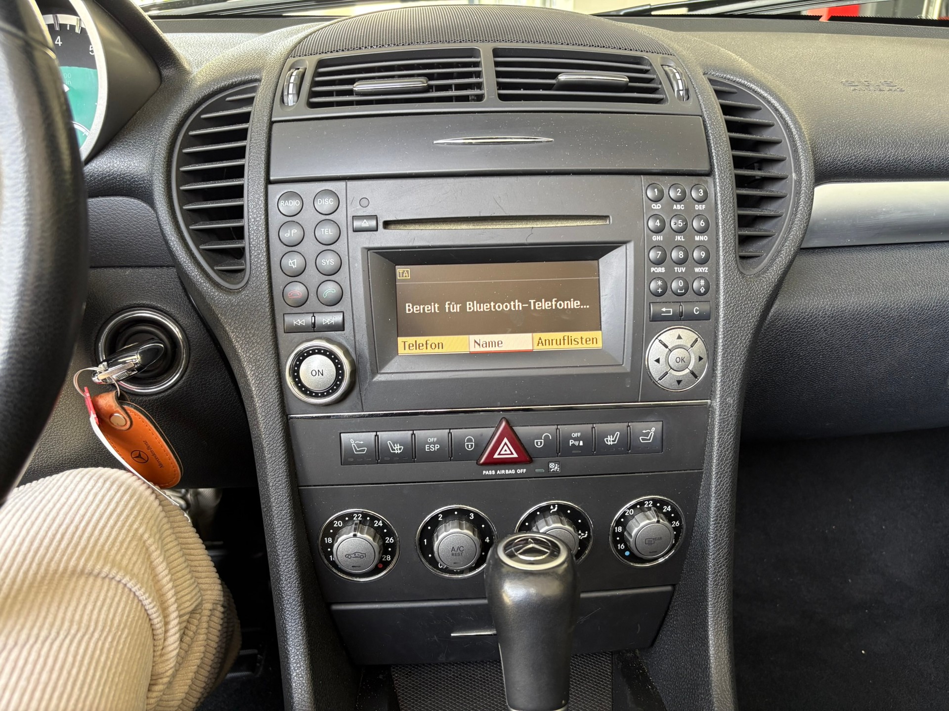 MERCEDES-BENZ SLK 350-image-15