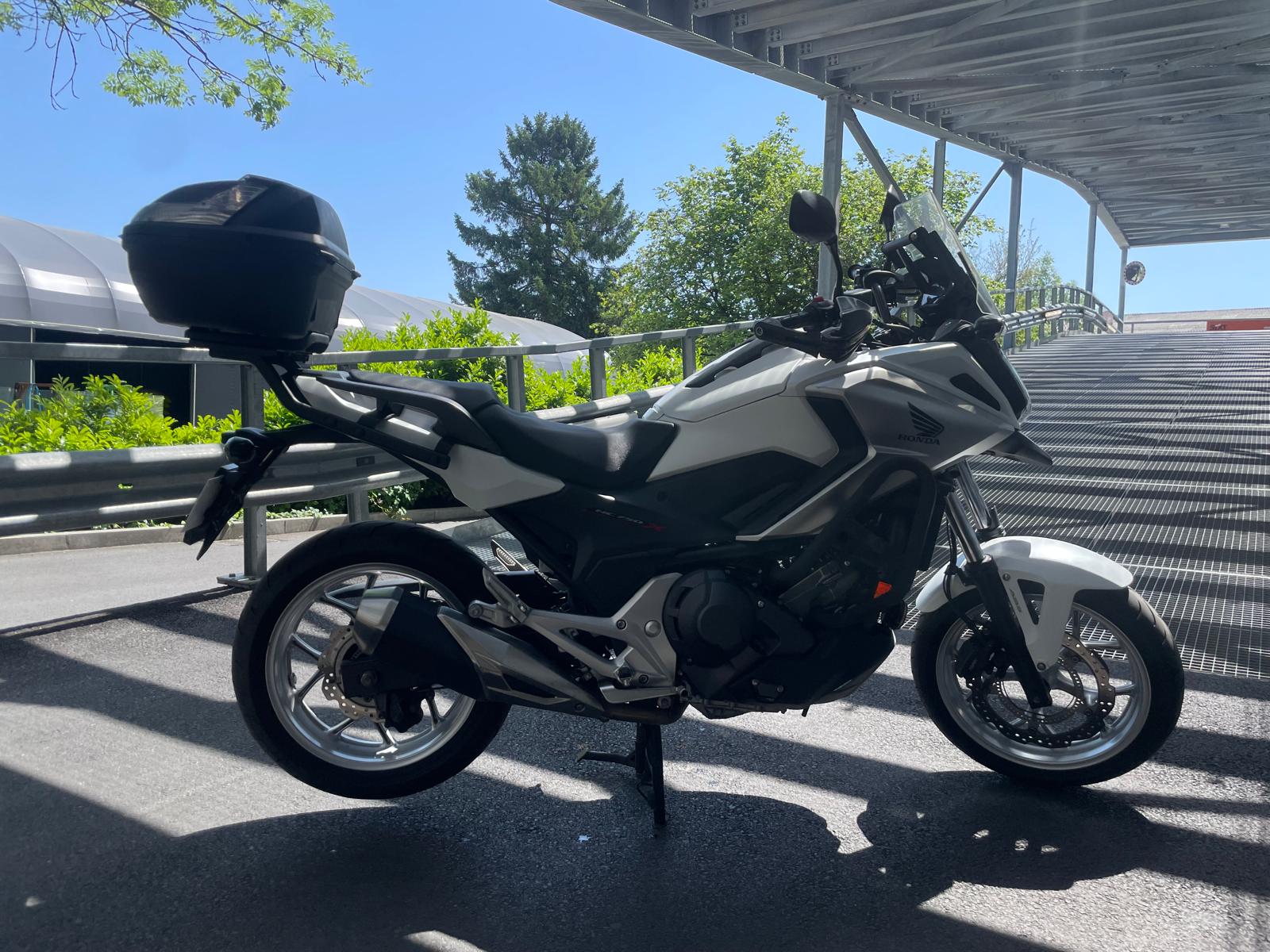 HONDA NC 750 X DTC ABS-image-2