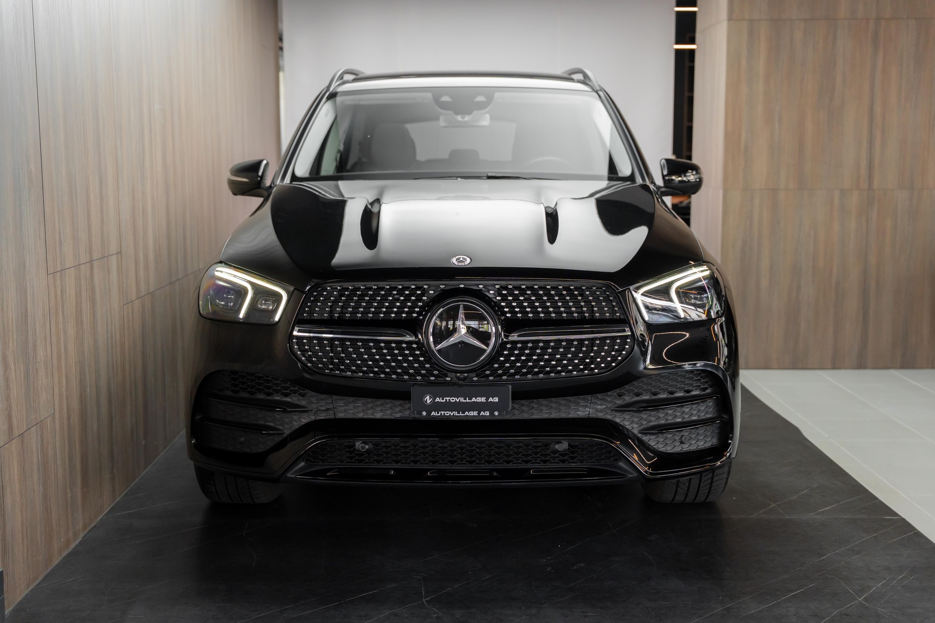 MERCEDES-BENZ GLE 400 d 4Matic AMG Line 9G-Tronic-image-27