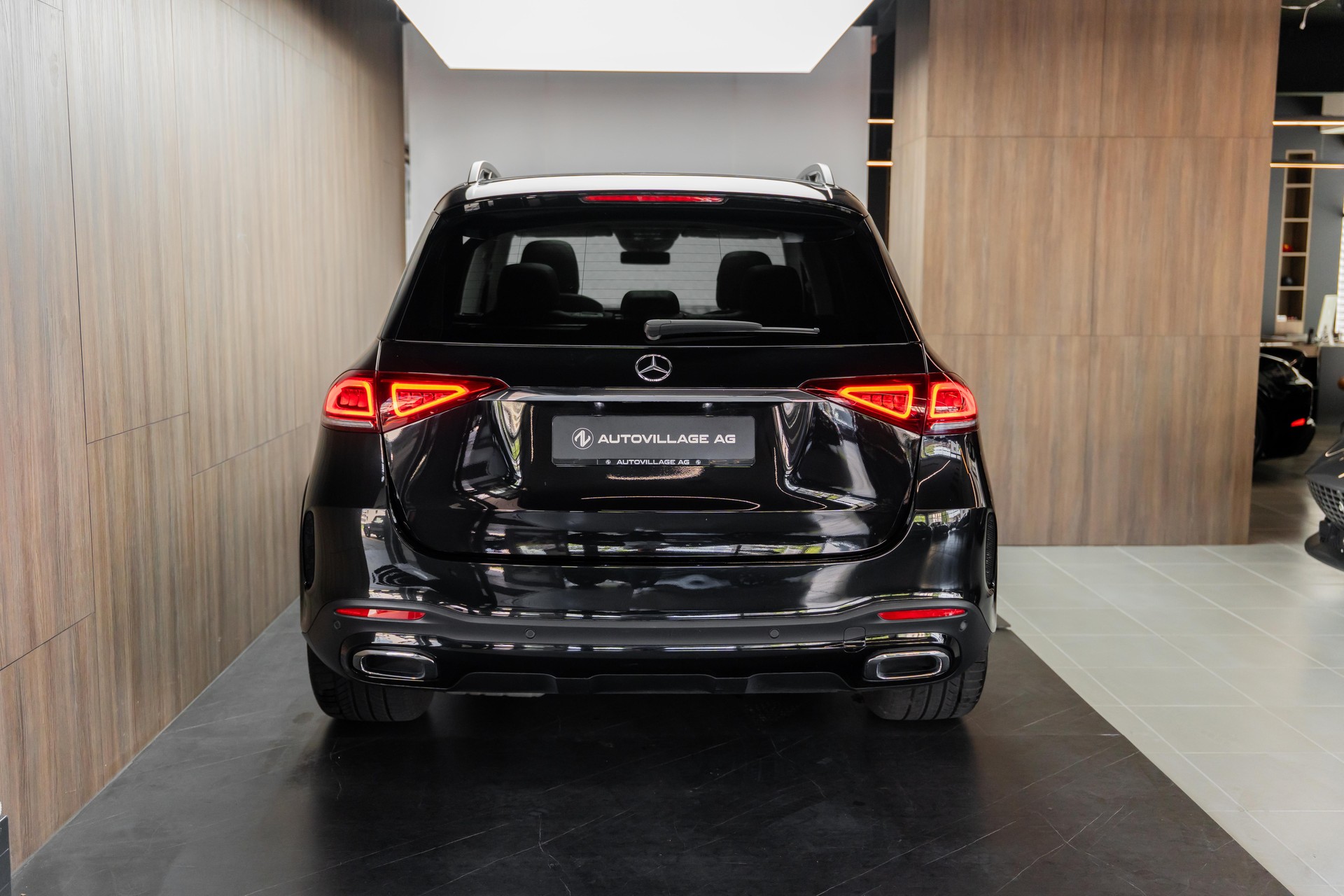MERCEDES-BENZ GLE 400 d 4Matic AMG Line 9G-Tronic-image-28