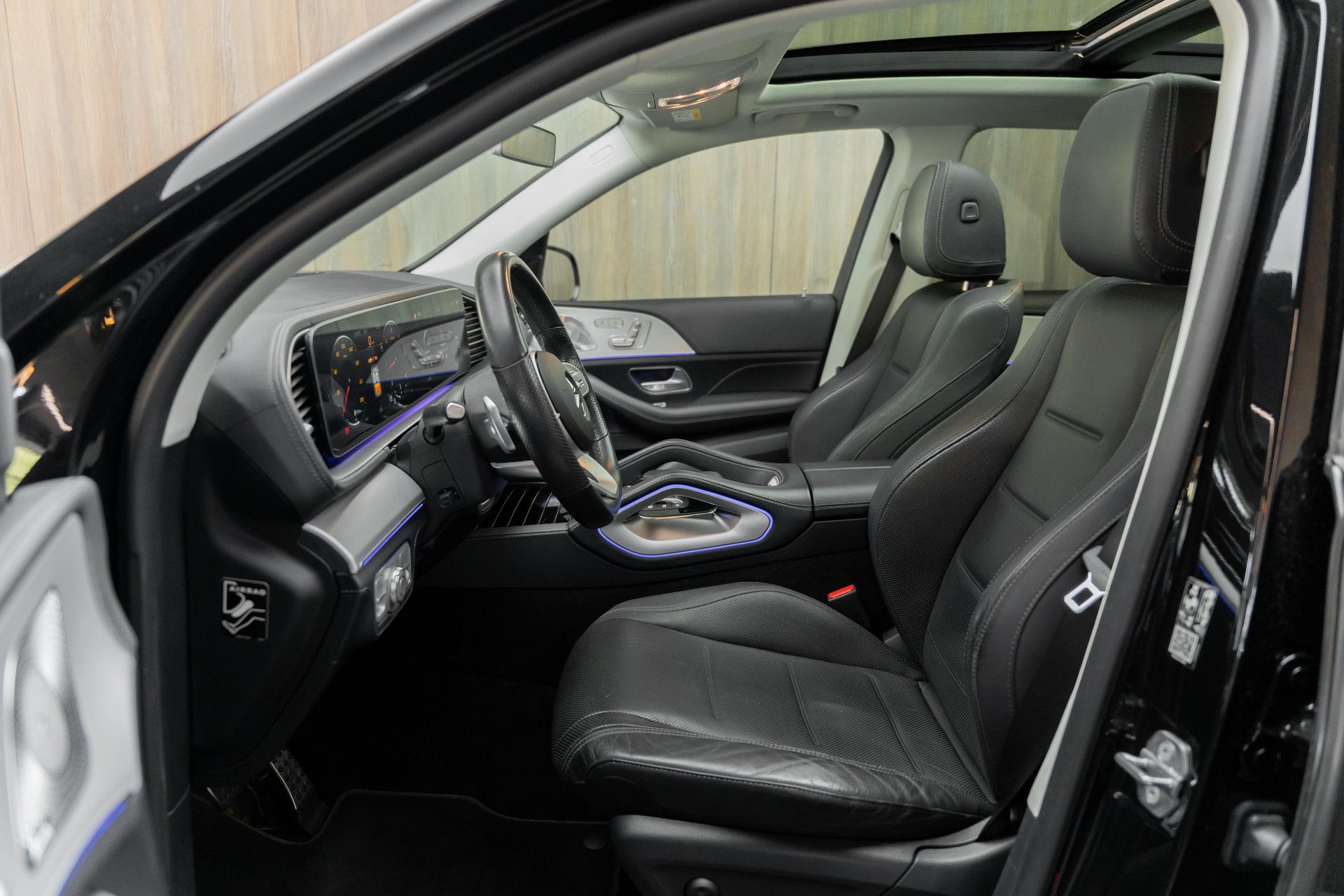 MERCEDES-BENZ GLE 400 d 4Matic AMG Line 9G-Tronic-image-4