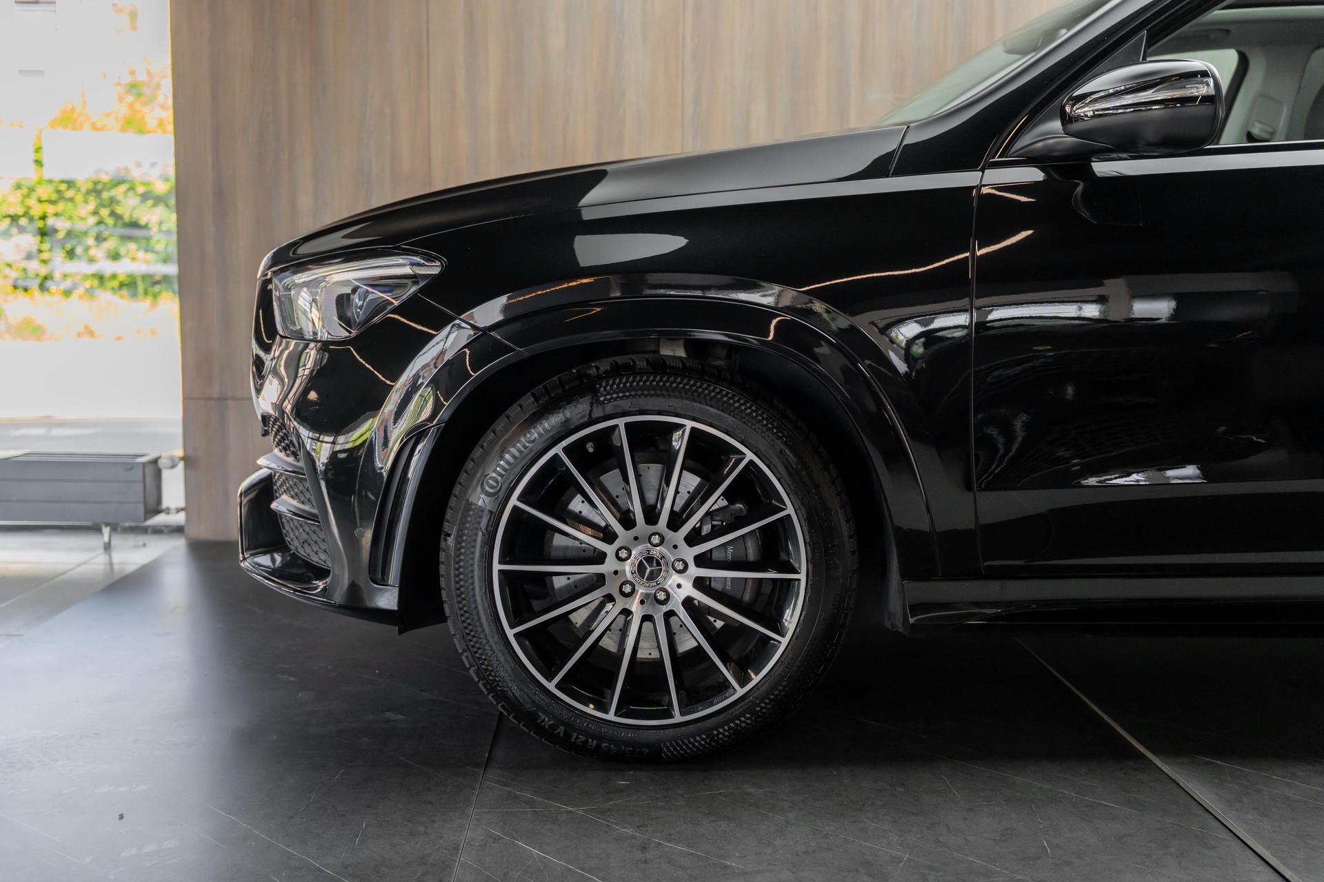 MERCEDES-BENZ GLE 400 d 4Matic AMG Line 9G-Tronic-image-29