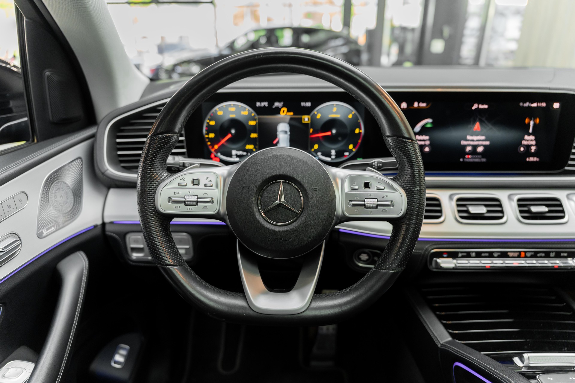 MERCEDES-BENZ GLE 400 d 4Matic AMG Line 9G-Tronic-image-17