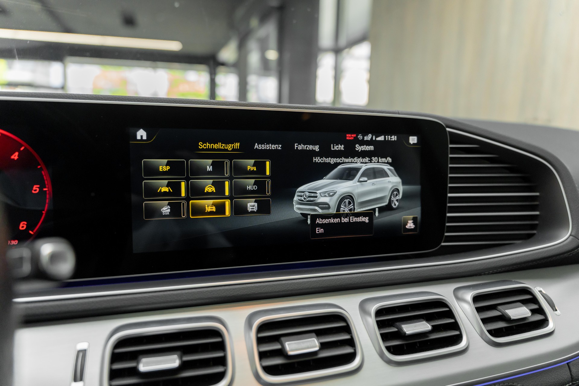 MERCEDES-BENZ GLE 400 d 4Matic AMG Line 9G-Tronic-image-11