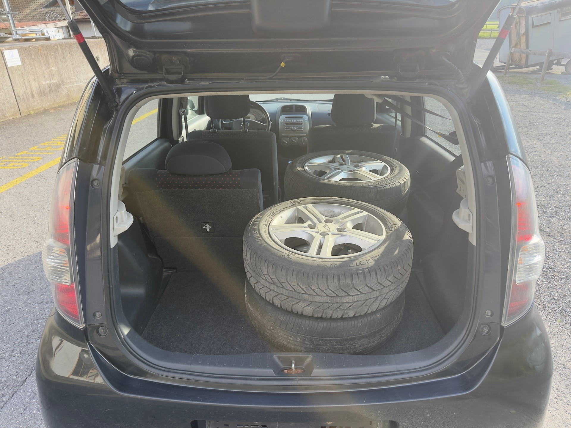 DAIHATSU Sirion 1.3 S eco-4WD-image-4