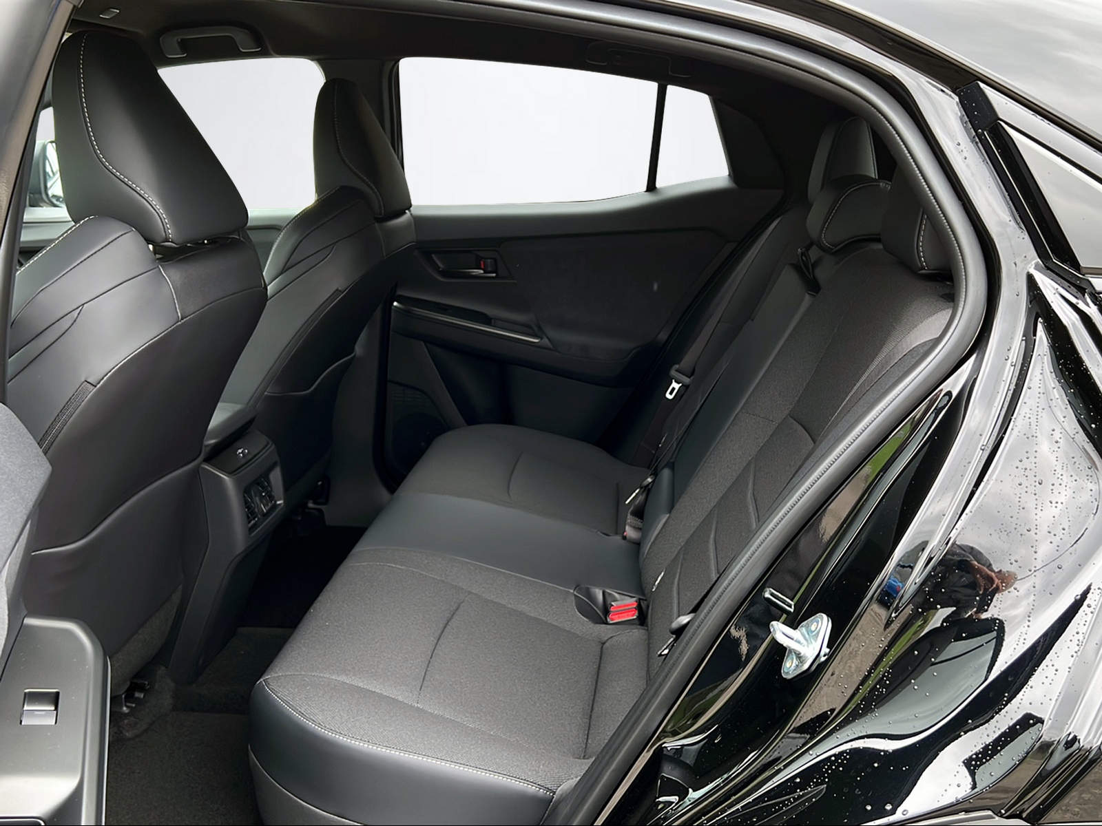 TOYOTA C-HR+ Style AWD-image-10