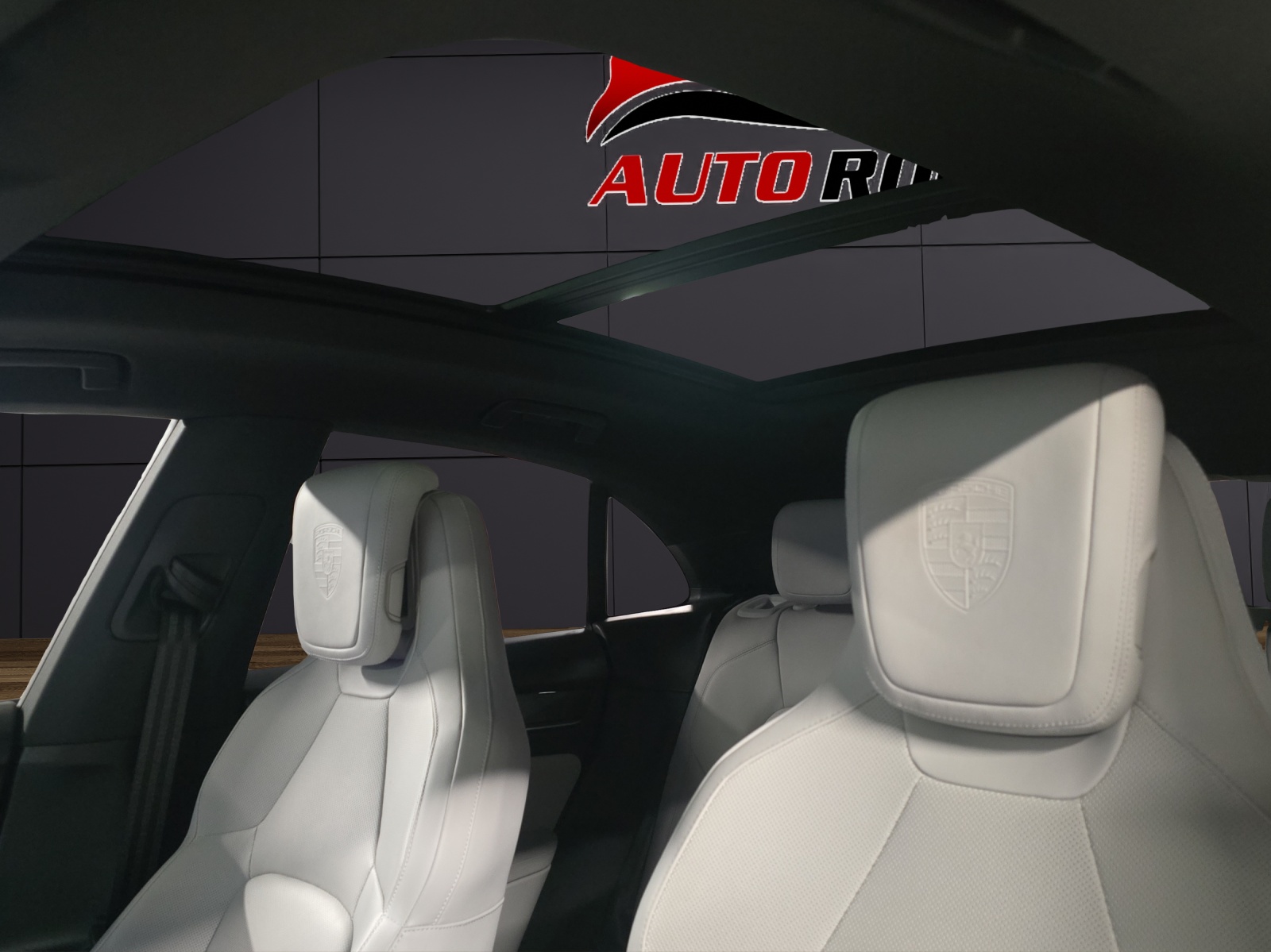 PORSCHE Macan 4 100kWh-image-24