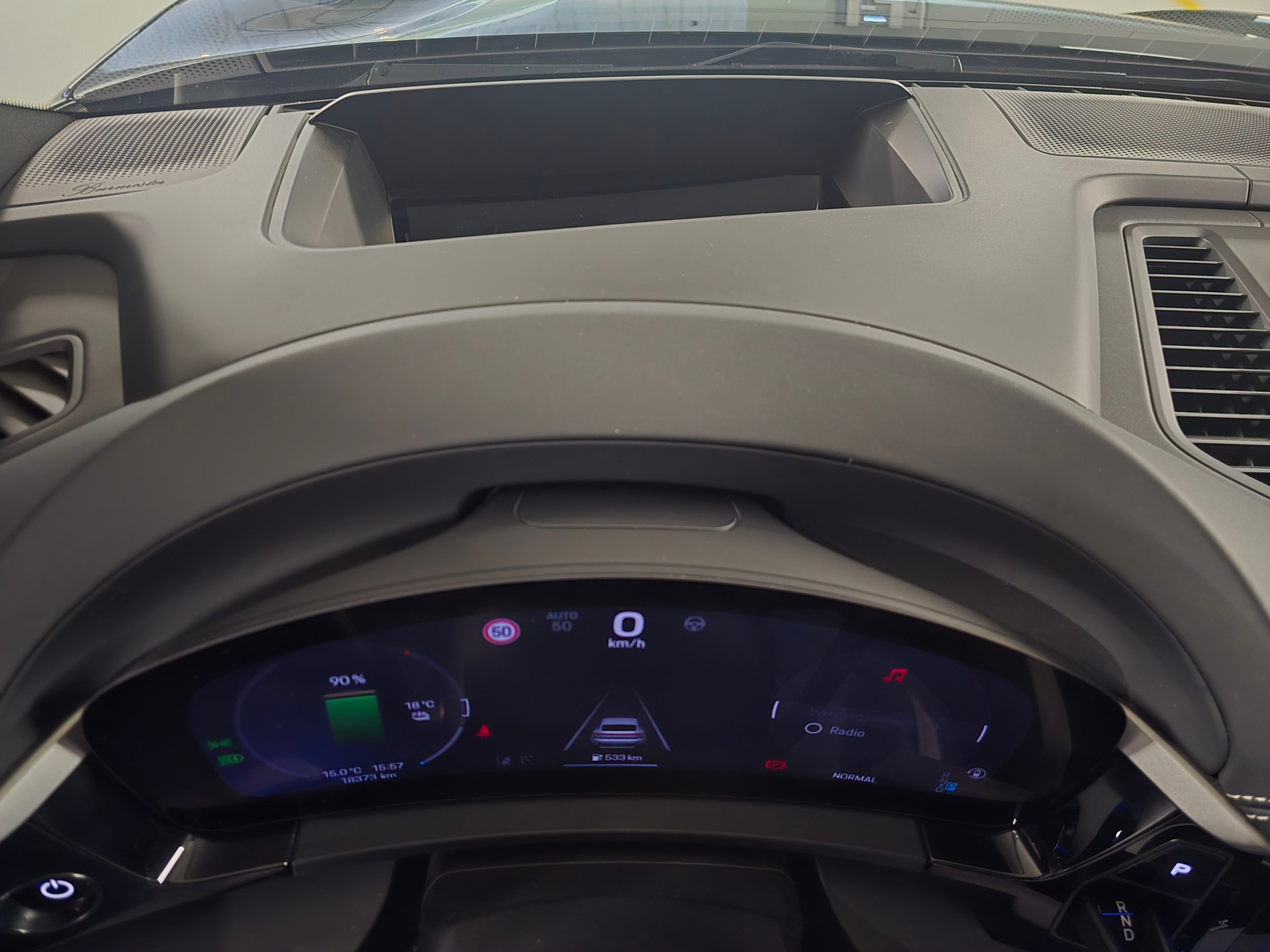 PORSCHE Macan 4 100kWh-image-12