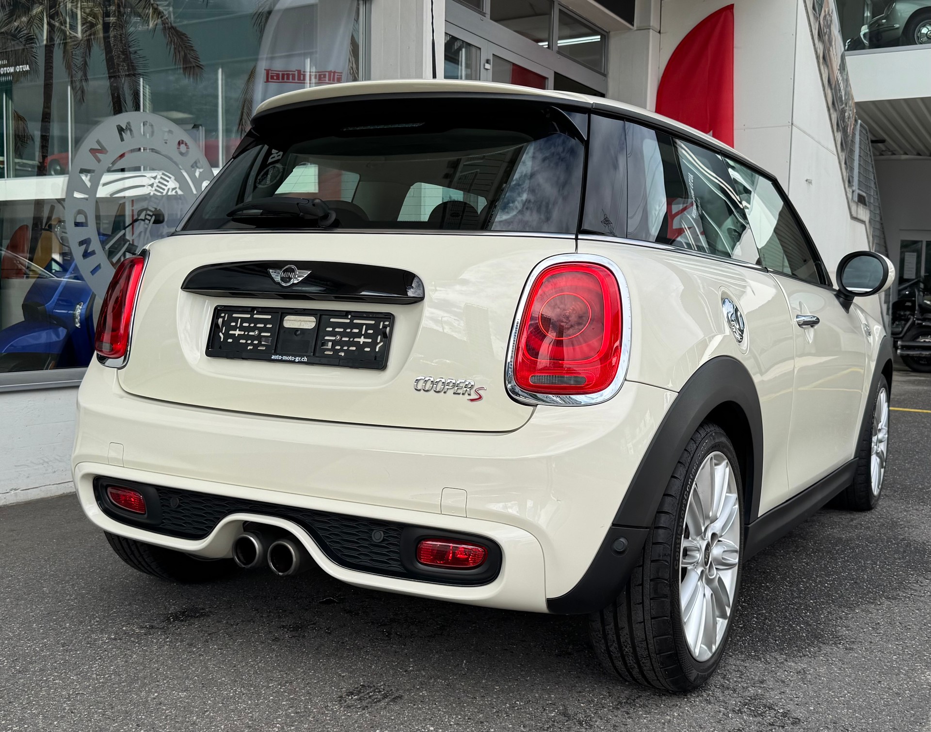 MINI Cooper S-image-4
