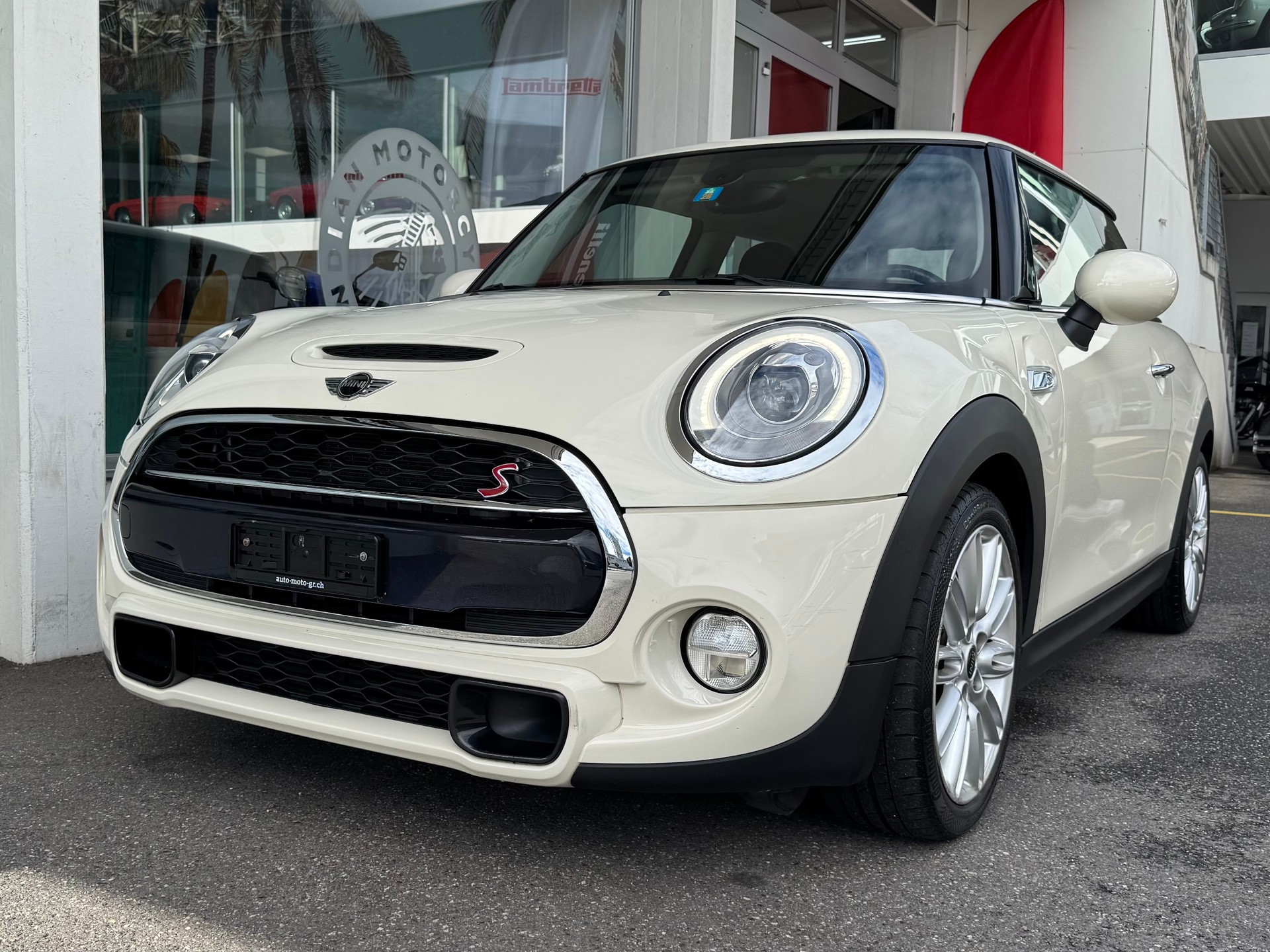 MINI Cooper S-image-5
