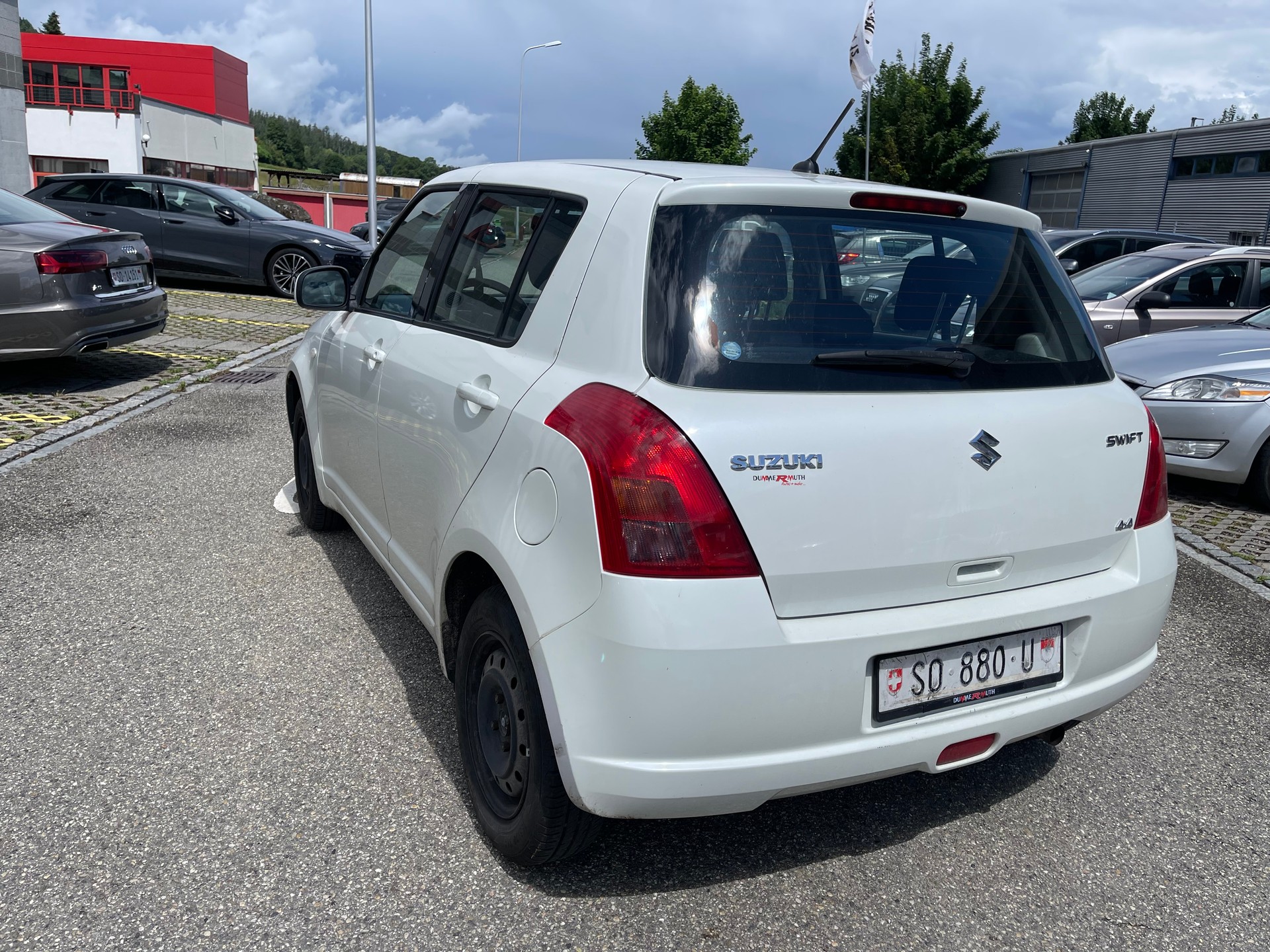 SUZUKI Swift 1.3i 16V GL Top 4x4-image-5