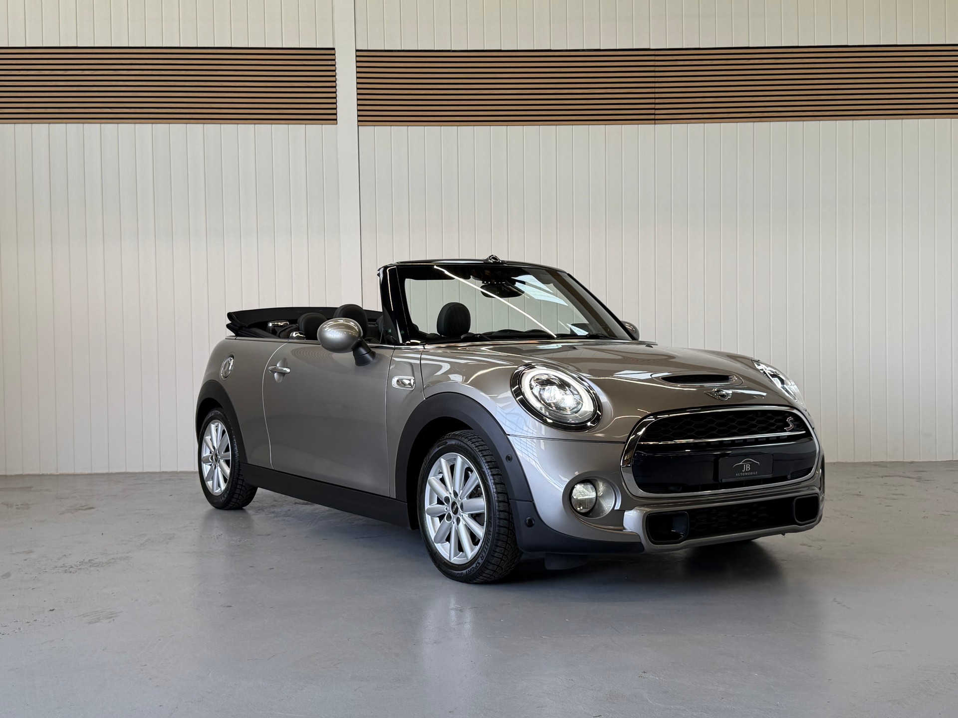 MINI Cooper S Cabriolet Steptronic-image-12