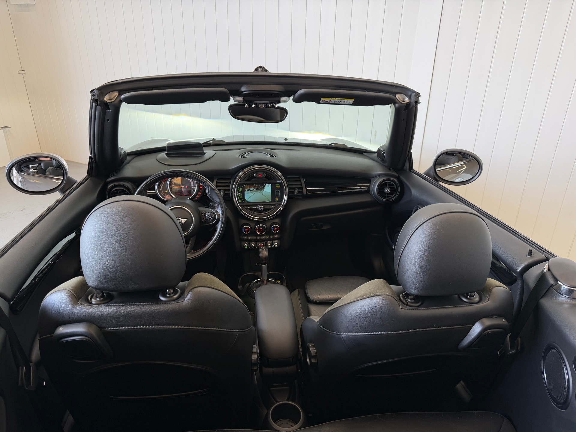 MINI Cooper S Cabriolet Steptronic-image-18