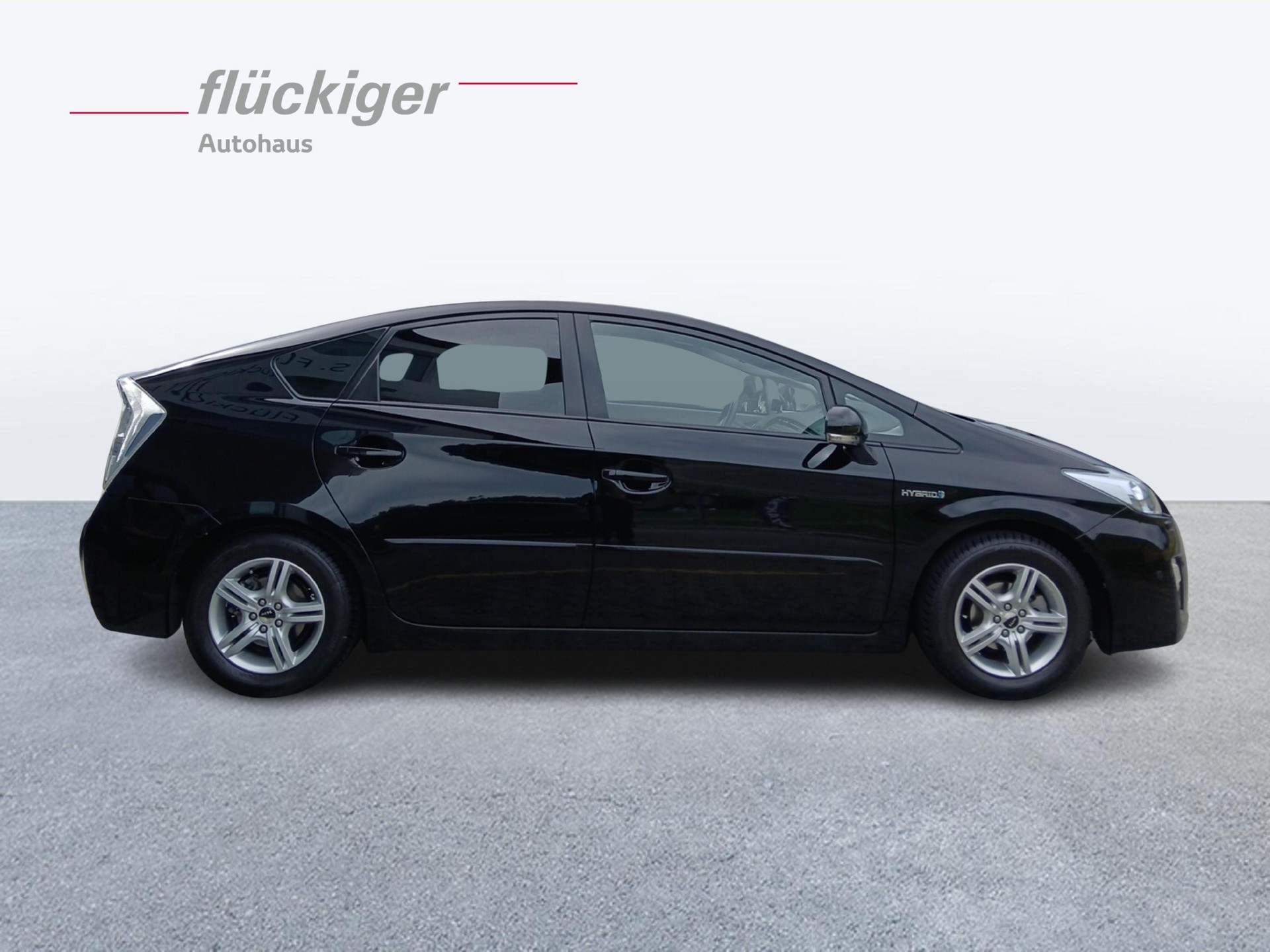 TOYOTA Prius 1.8 VVTi HSD Sol Premium-image-5