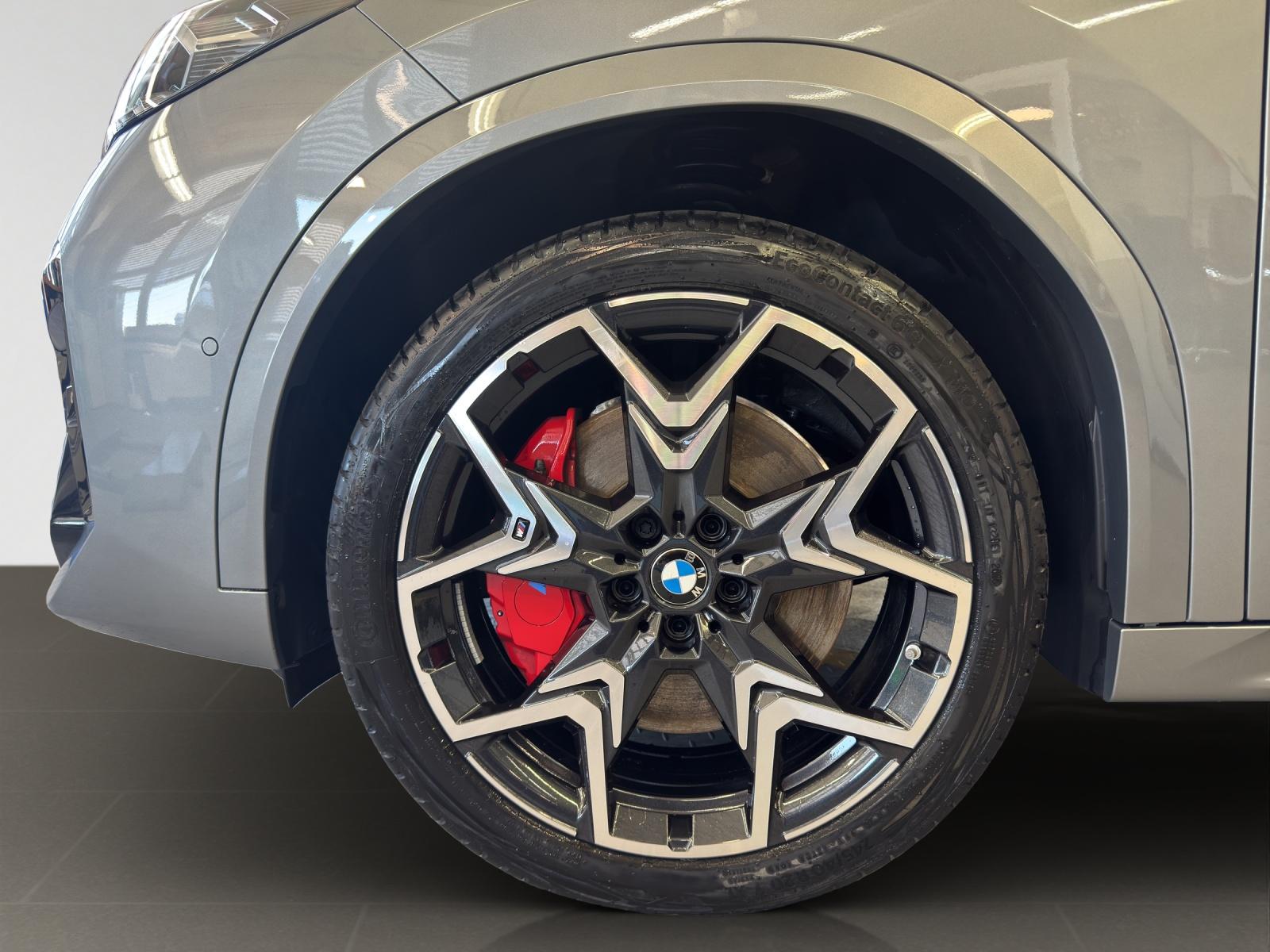 BMW X2 20d xDrive paddles-showroom-element-3