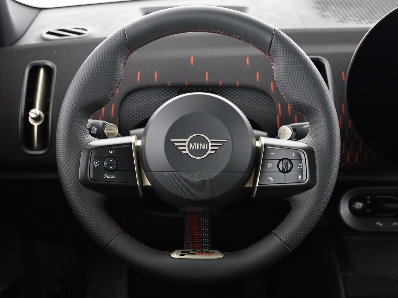 MINI Countryman S ALL4 Steptronic-image-21