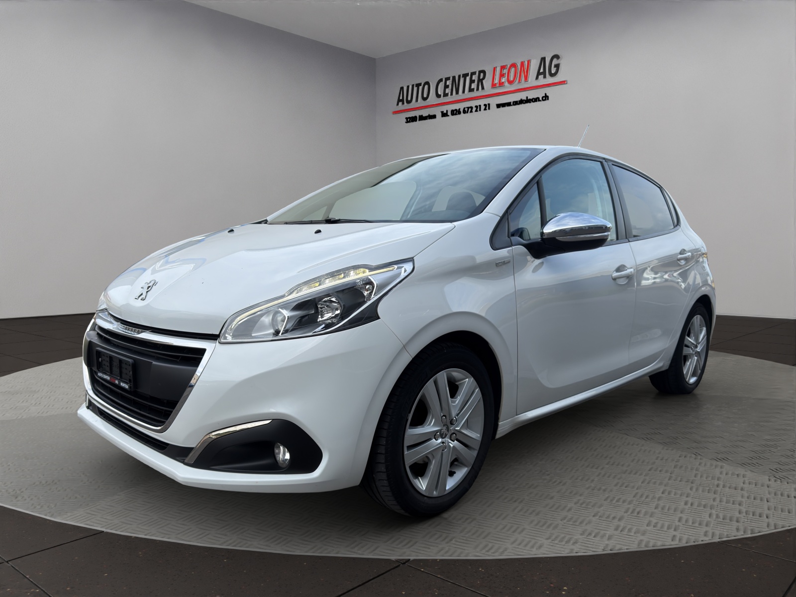 PEUGEOT 208 1.2 PureTech Access-showroom-element-1