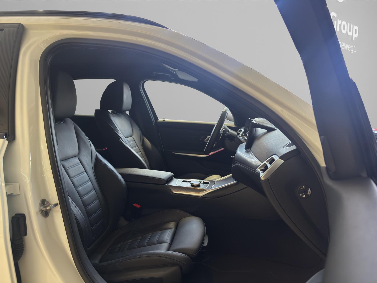 BMW 330e xDrive Touring M-SportPaket-image-17