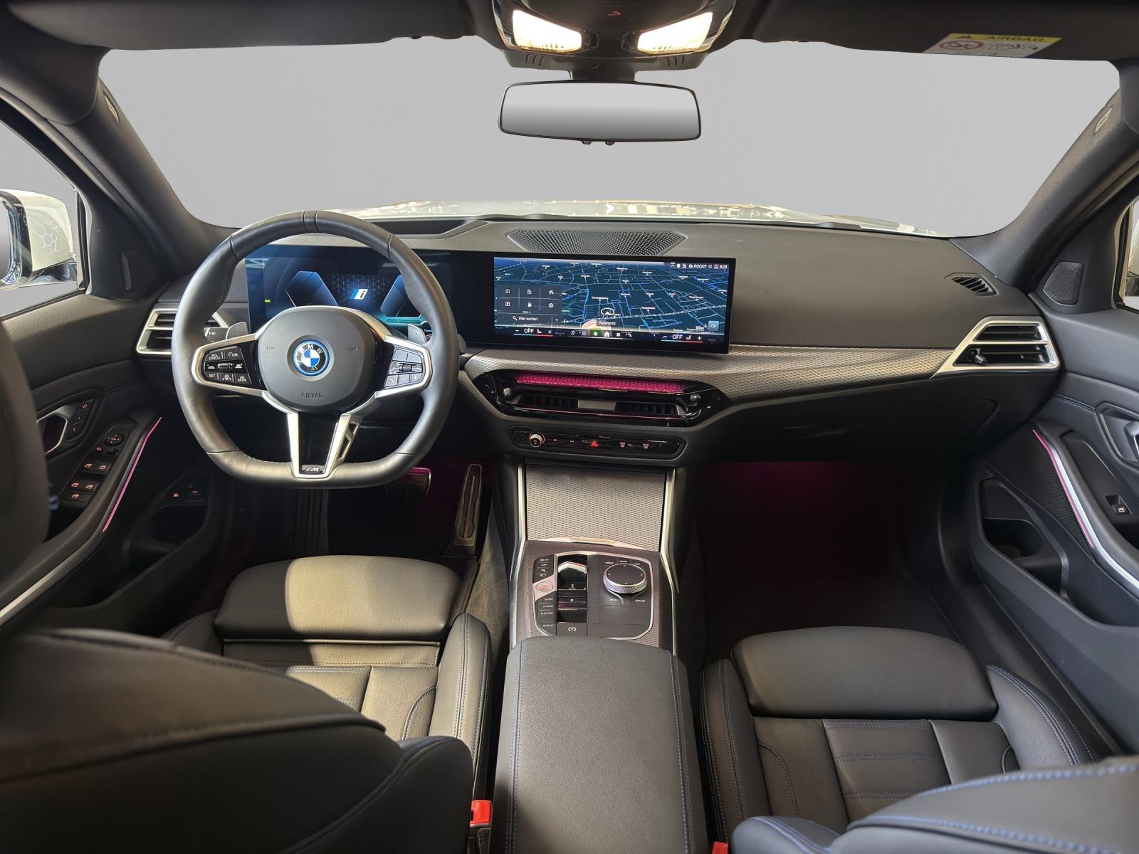 BMW 330e xDrive Touring M-SportPaket-image-12
