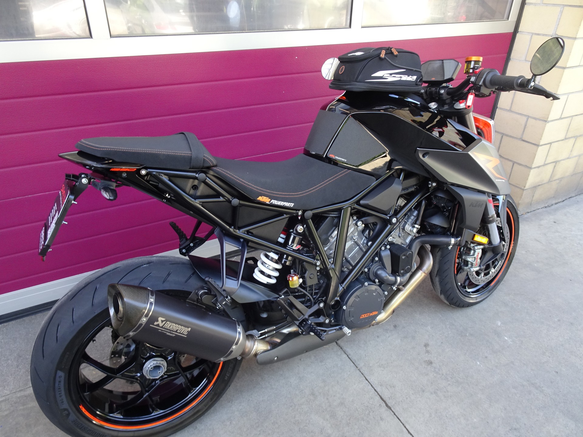 KTM 1290 Super Duke R-image-3
