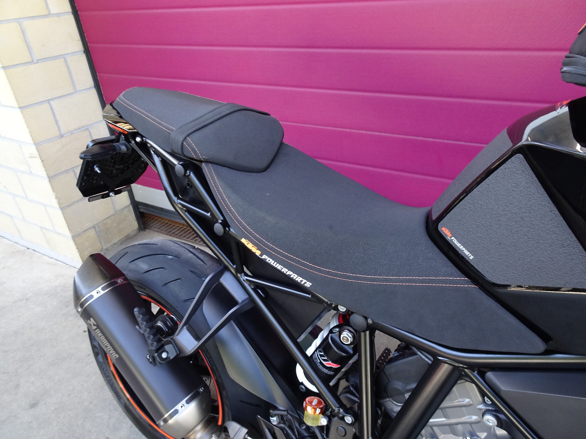 KTM 1290 Super Duke R-image-6