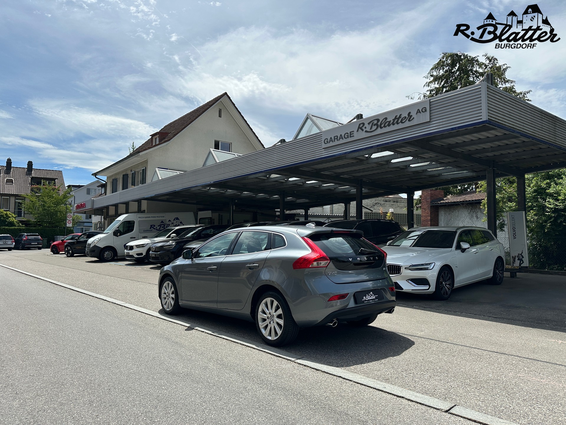 VOLVO V40 D3 Summum Geartronic-showroom-element-3