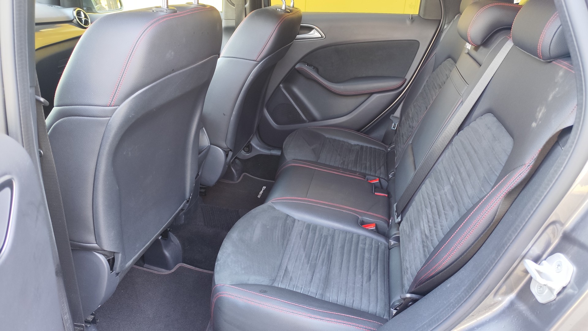 MERCEDES-BENZ B 250 AMG Line 4Matic 7G-DCT-image-8
