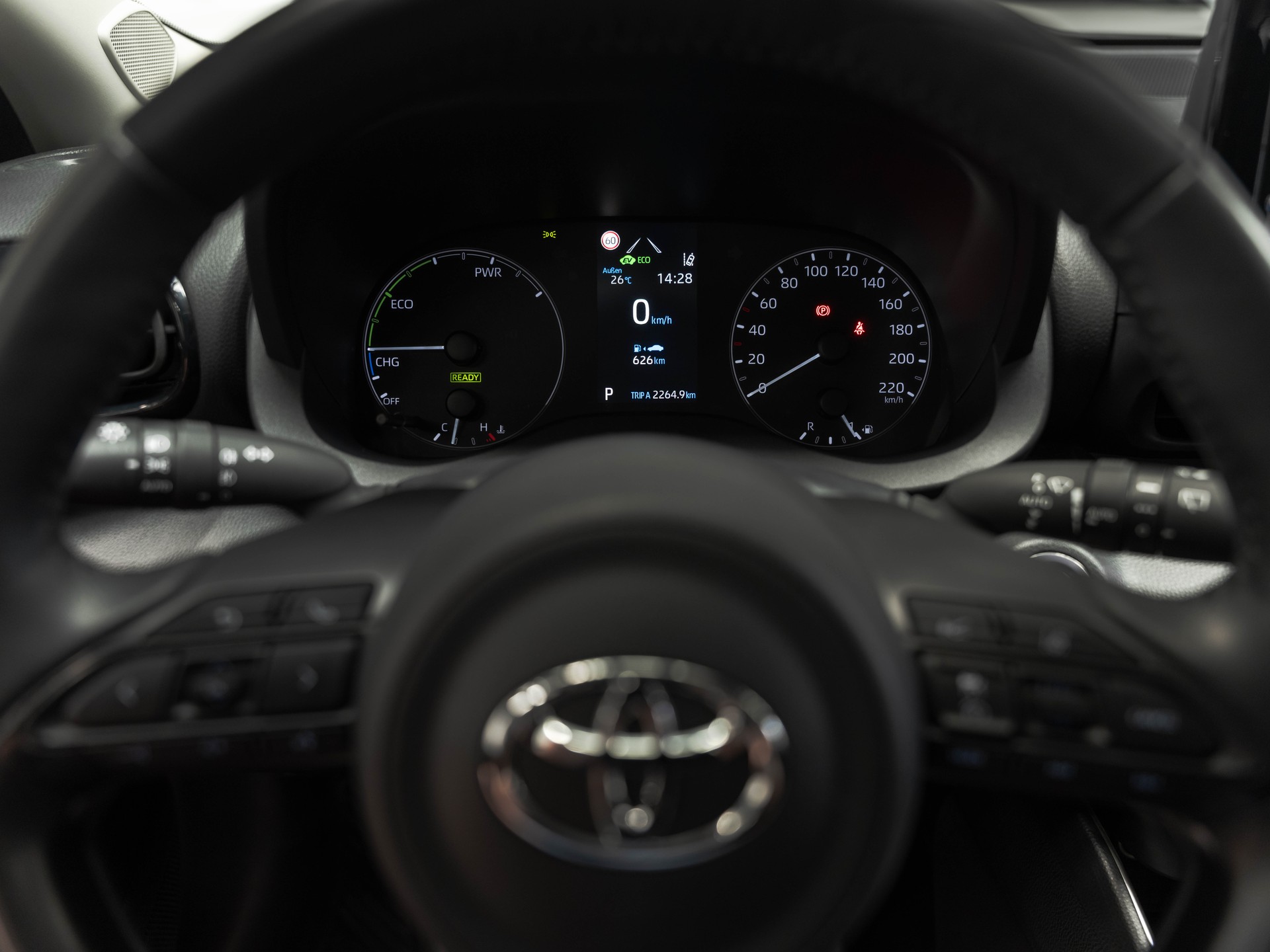 TOYOTA Yaris 1.5 Comfort e-CVT-image-24