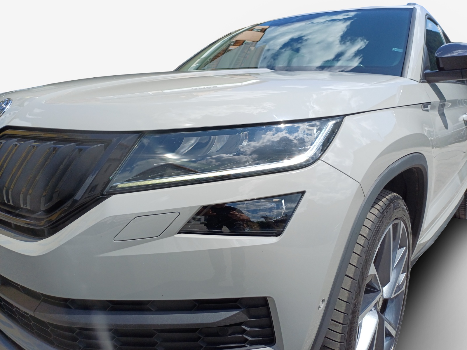 SKODA Kodiaq 2.0 TDI CR Sport Line 4x4 DSG-image-15